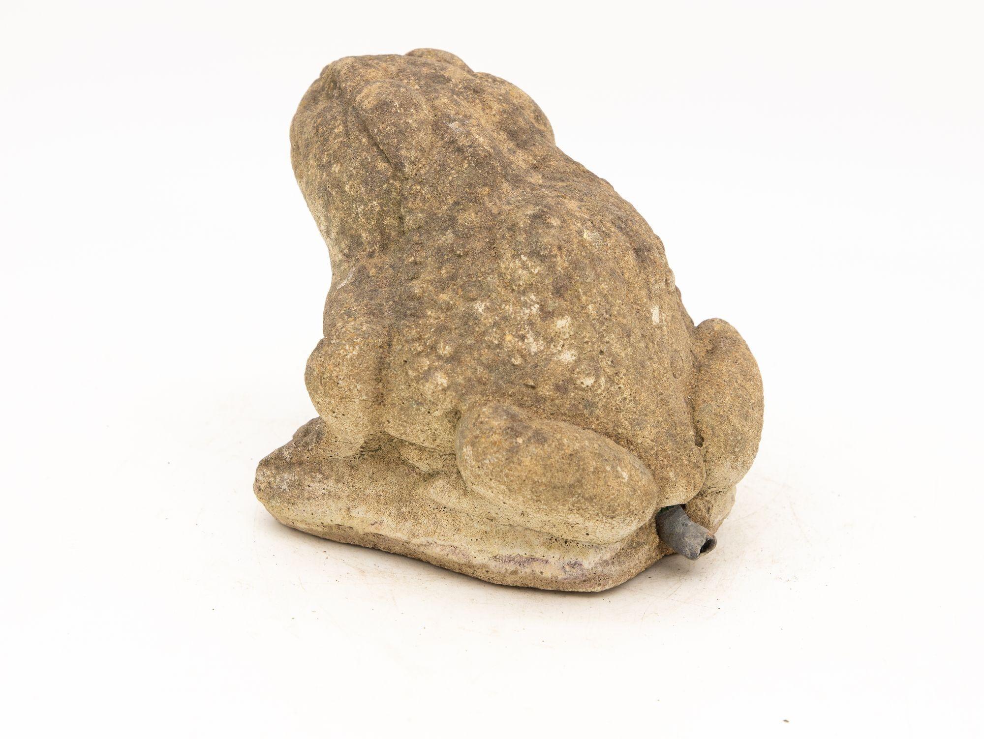 French Reconstituted Stone Frog Fountain Garden Ornament, 20th Century For Sale