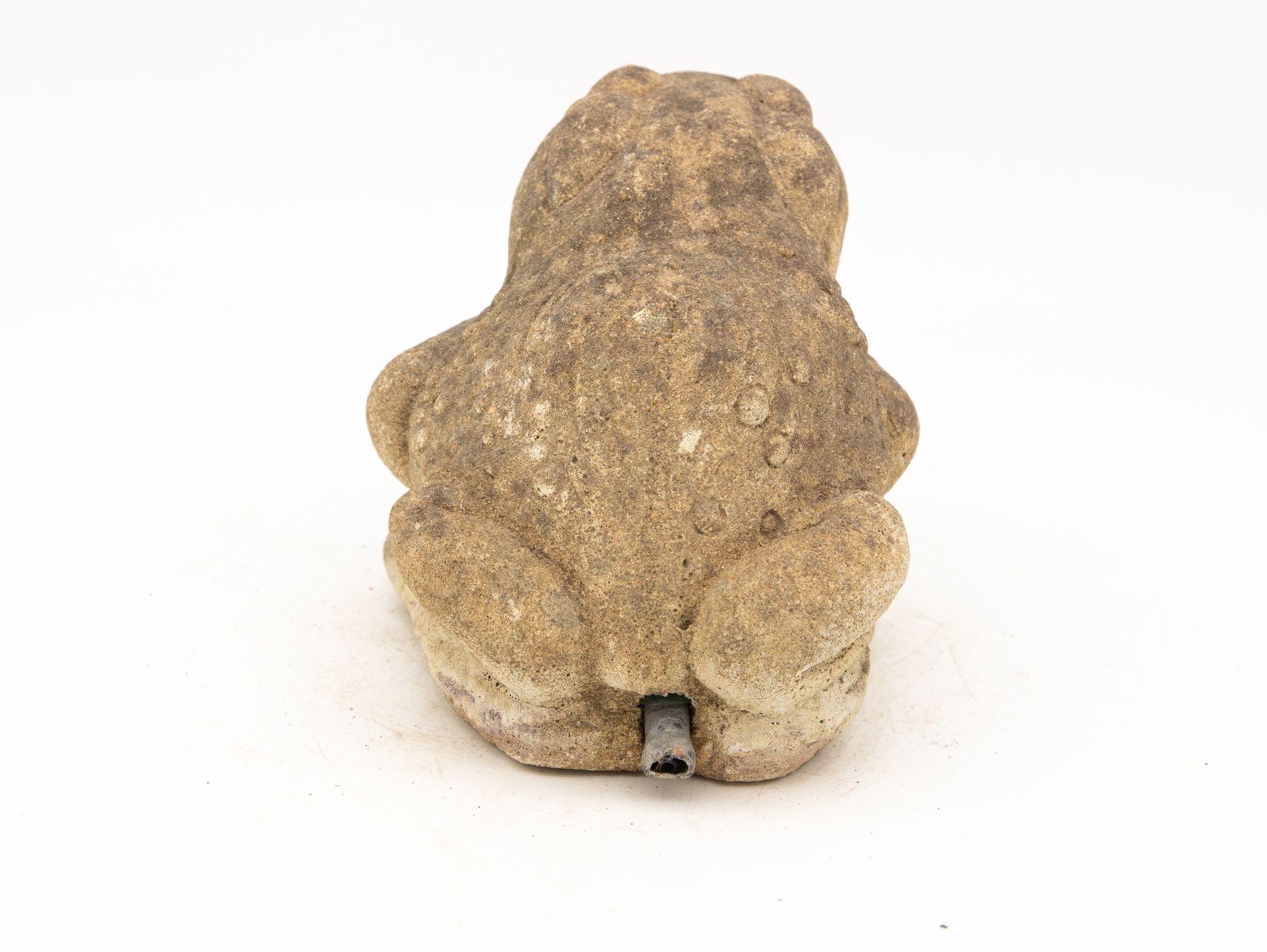 Reconstituted Stone Frog Fountain Garden Ornament, 20th Century In Good Condition For Sale In South Salem, NY