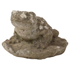 Ornement de jardin grenouille en pierre reconstituée, 20e siècle