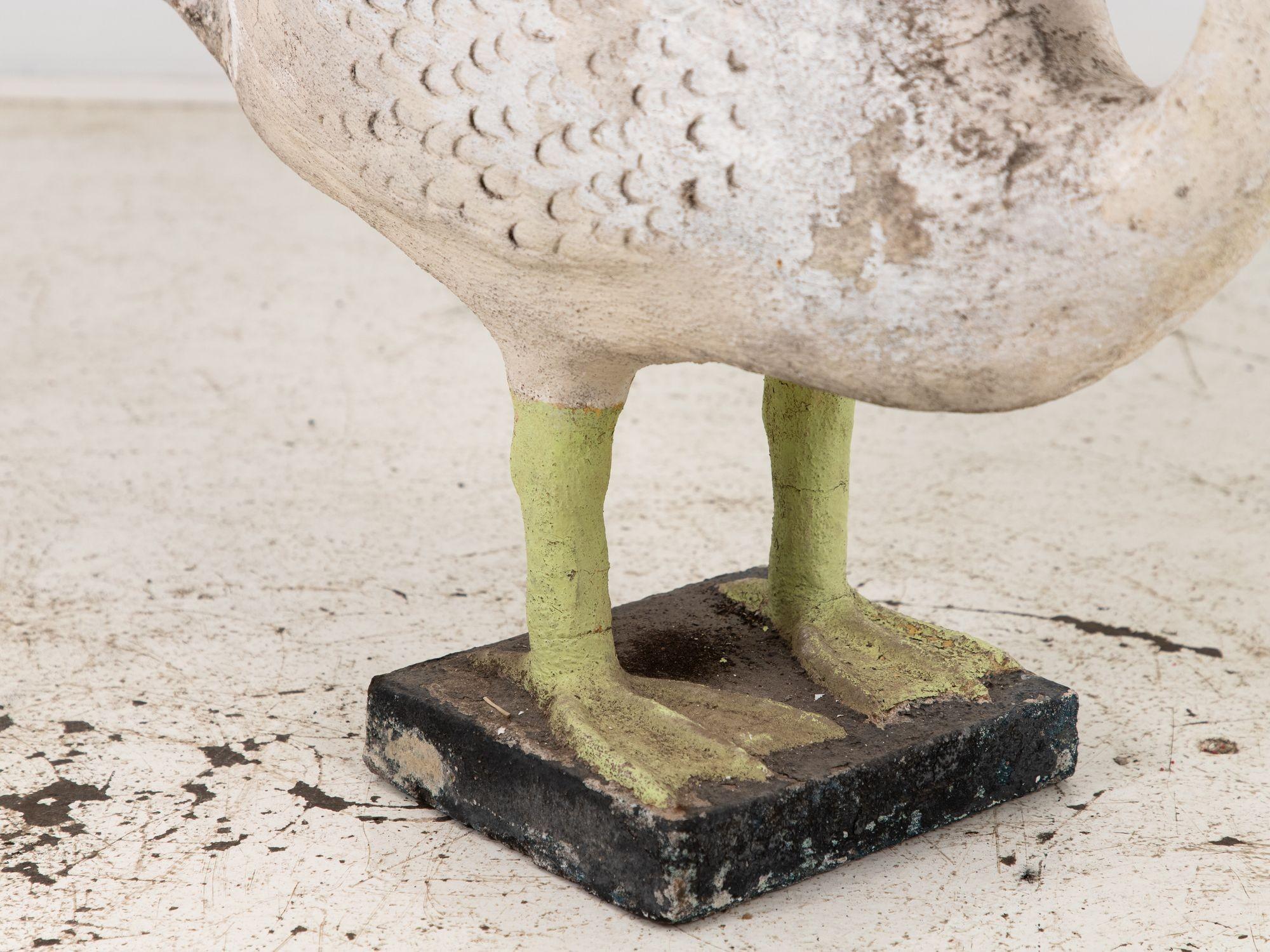 Reconstituted Stone Swan on Raised Feet Planter, English Early 20th Century For Sale 3