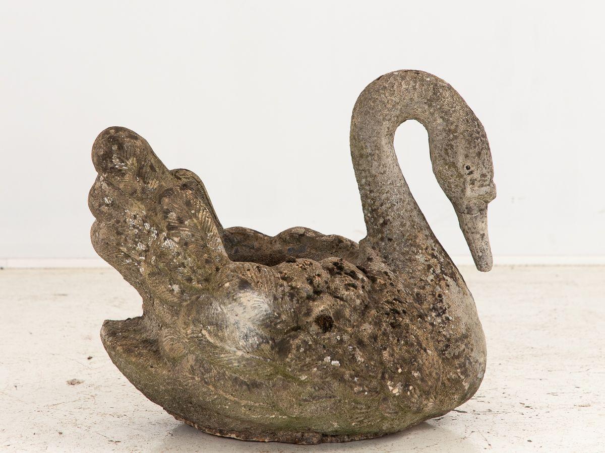 Reconstituted Stone Swan Planter, French Mid-20th Century In Good Condition In South Salem, NY