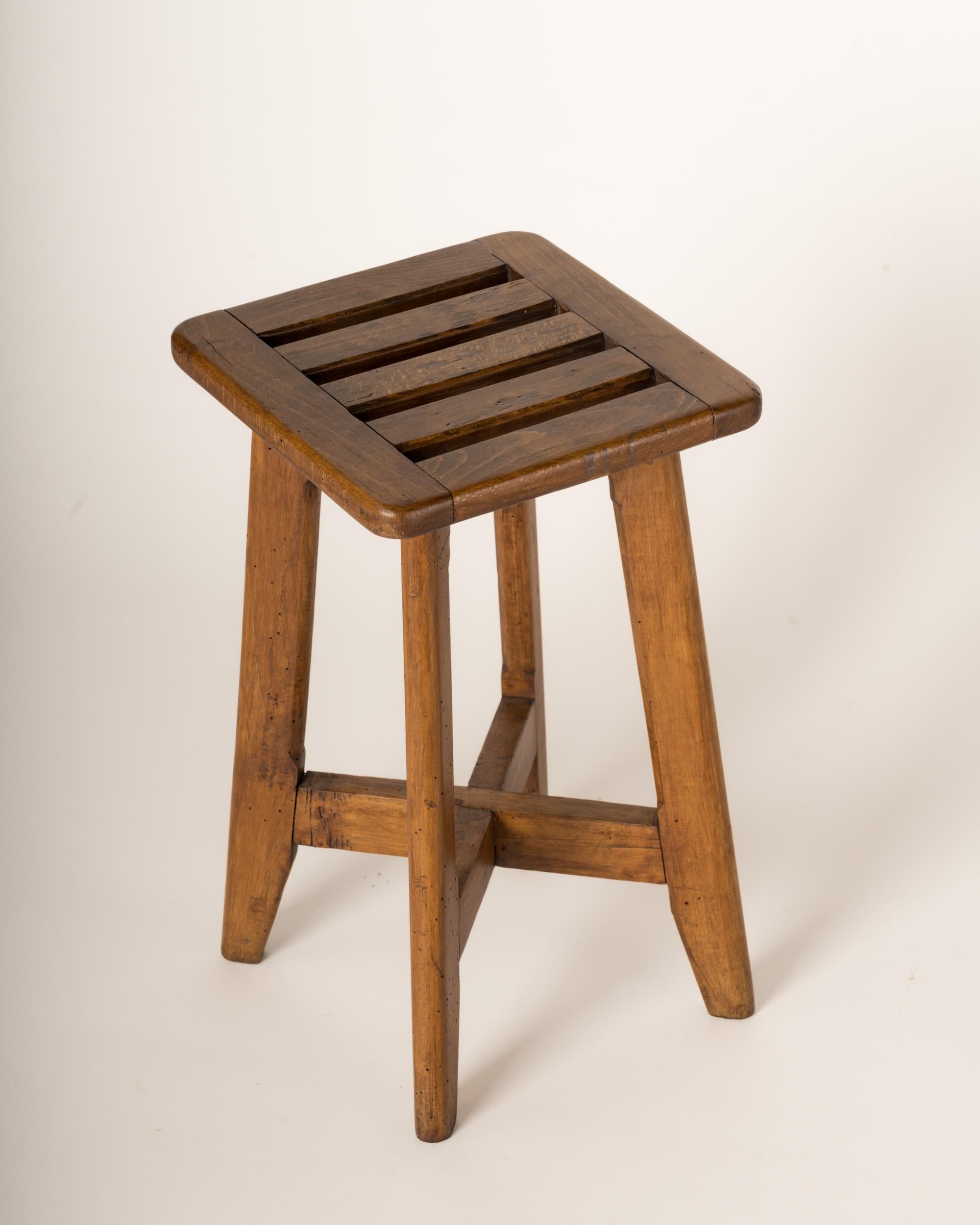 Minimalist split slats stool in the style of Marcel Gascoin, a French 