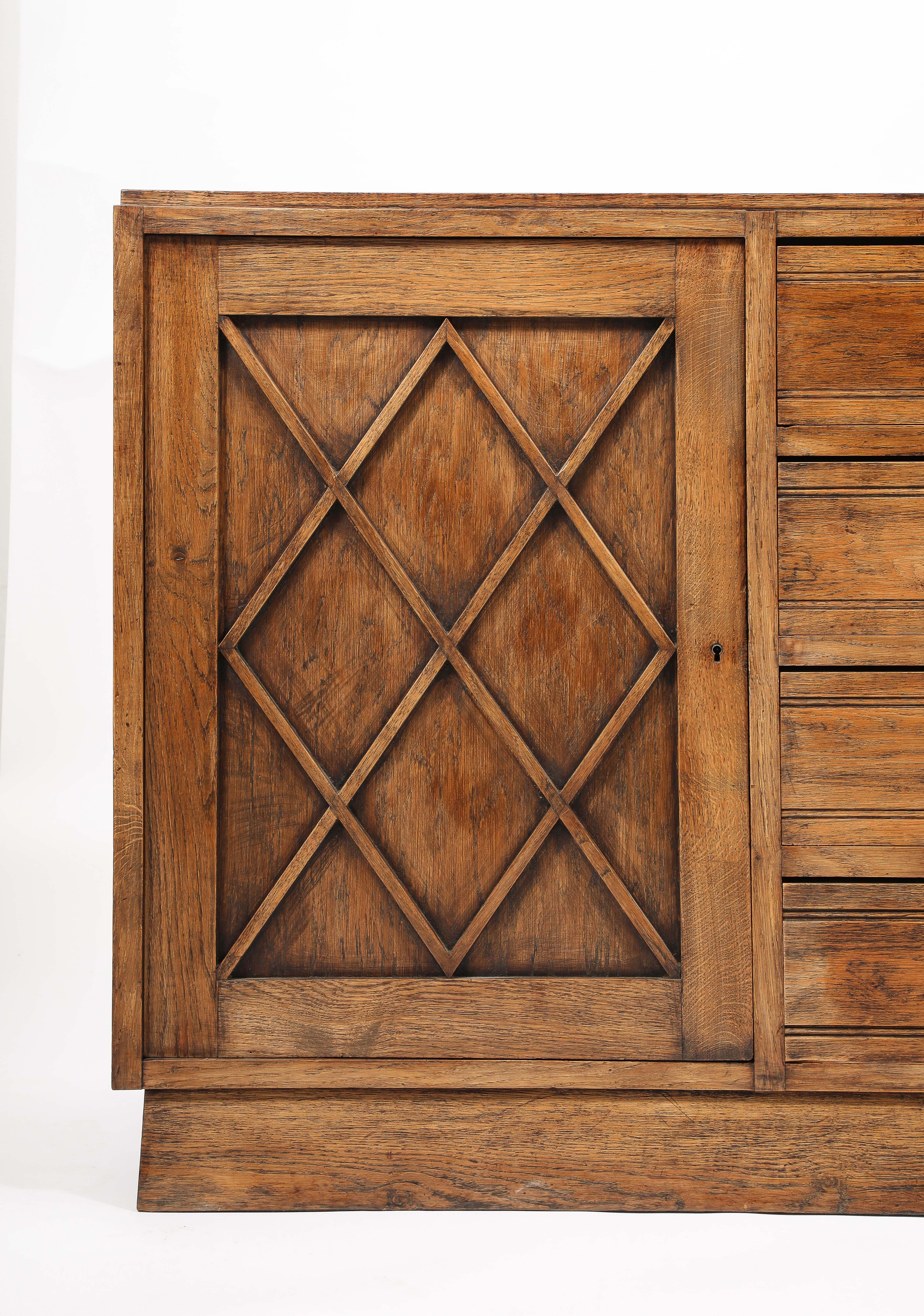 Rekonstruktions-Sideboard, Frankreich 1940er Jahre im Zustand „Relativ gut“ im Angebot in New York, NY