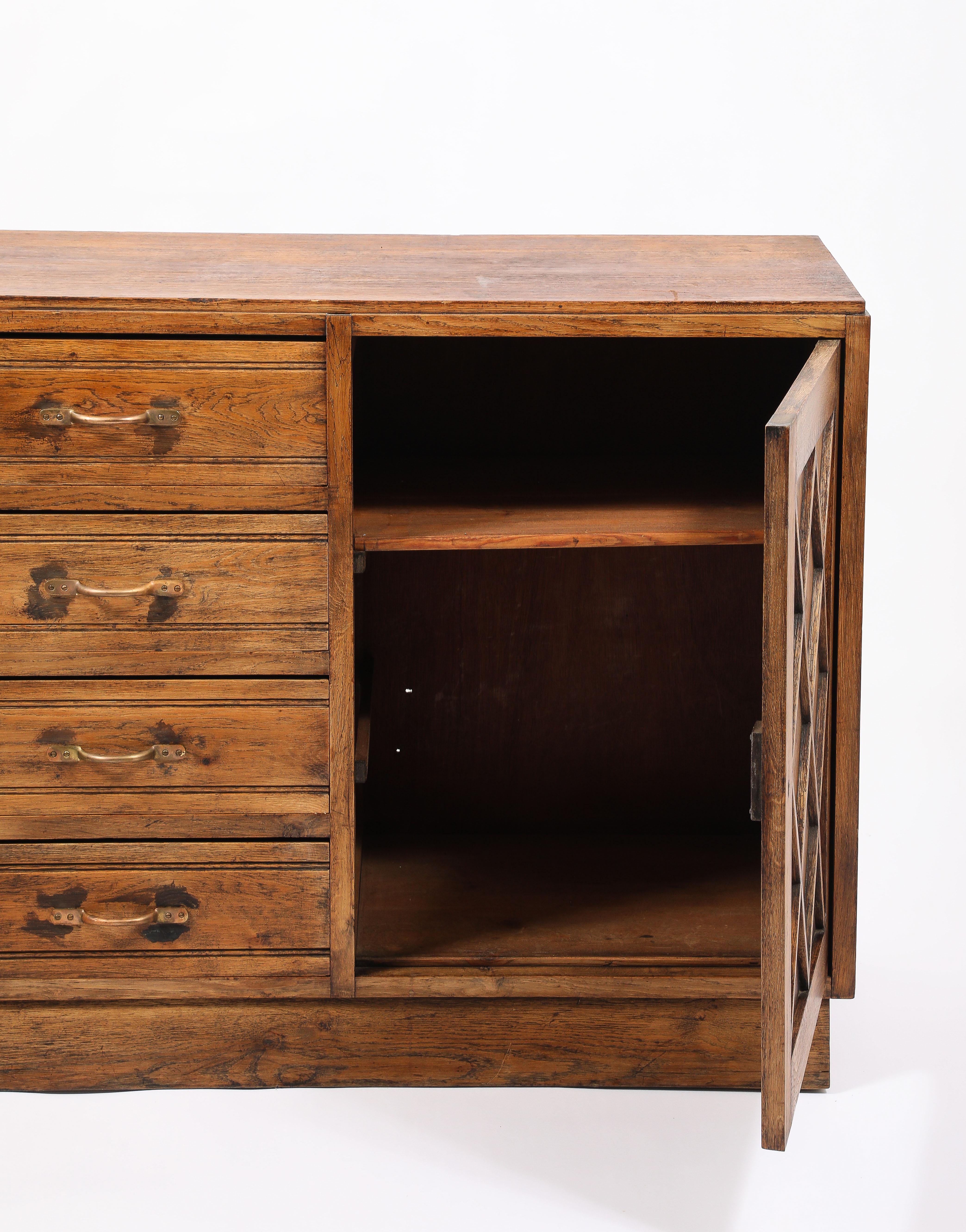 Rekonstruktions-Sideboard, Frankreich 1940er Jahre (Eichenholz) im Angebot