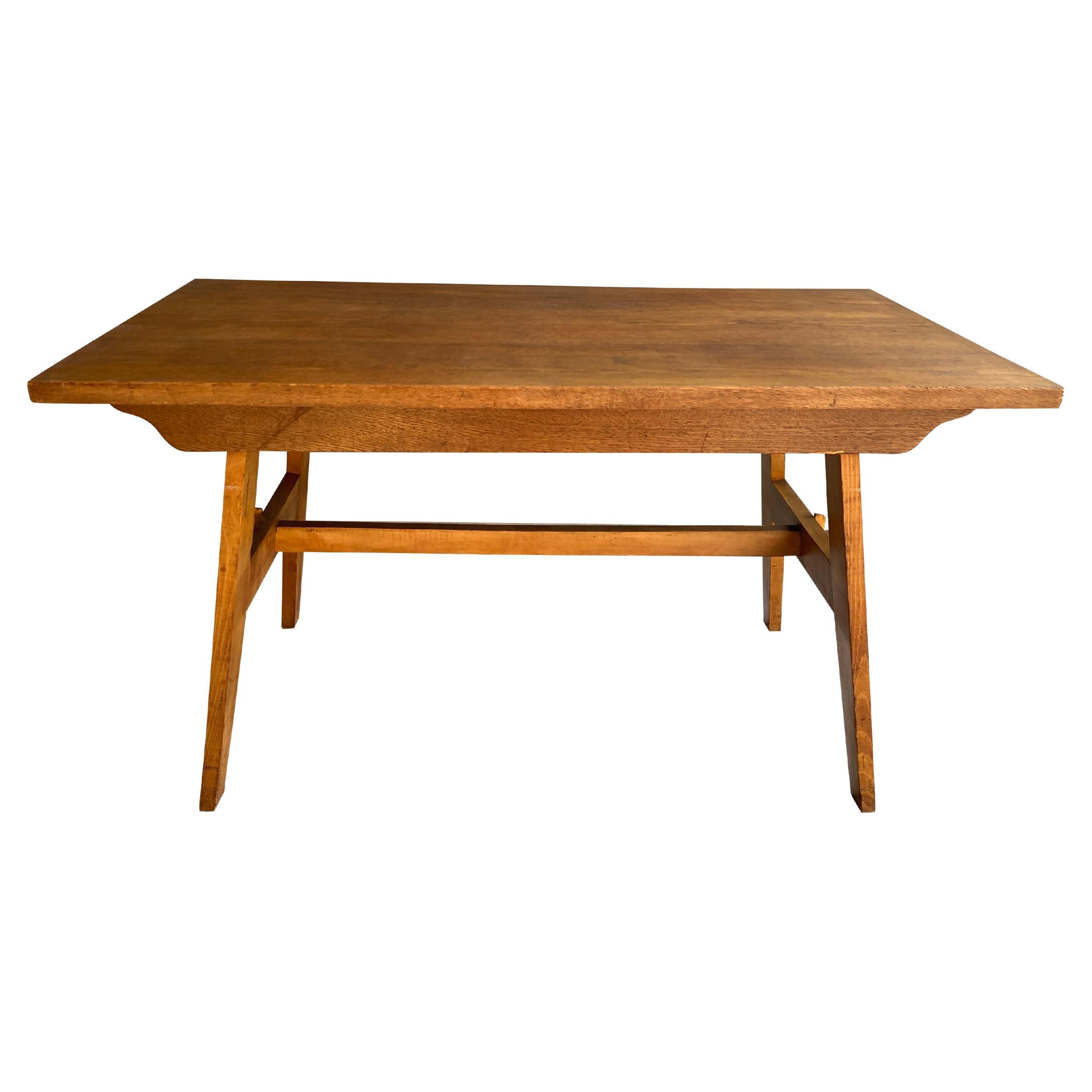 Table de salle à manger de style reconstruction, René Gabriel, France, 1940-50