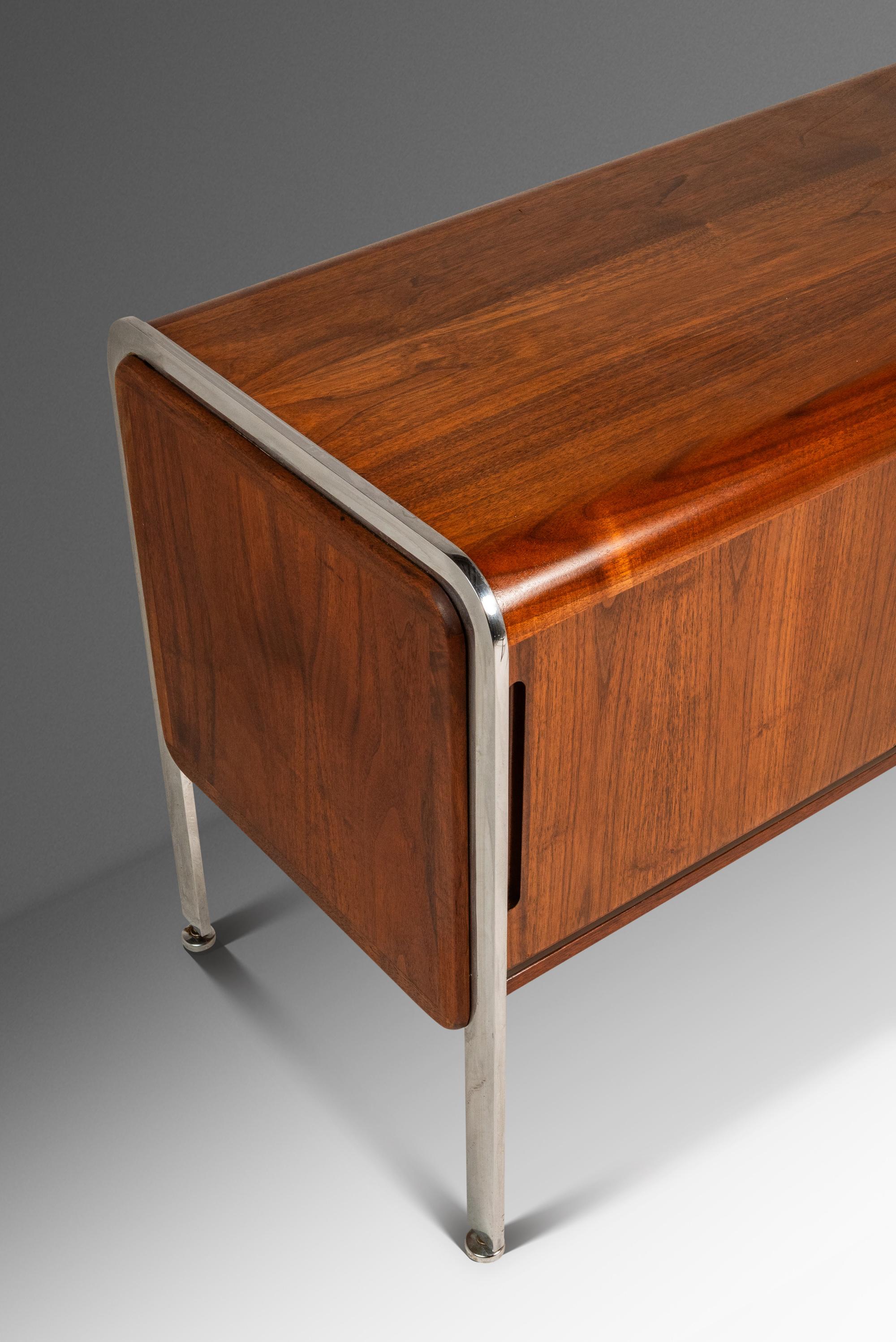 Record Cabinet in Teak w/ Chrome Legs After Ste Marie & Laurent, Canada, c. 1970 For Sale 4