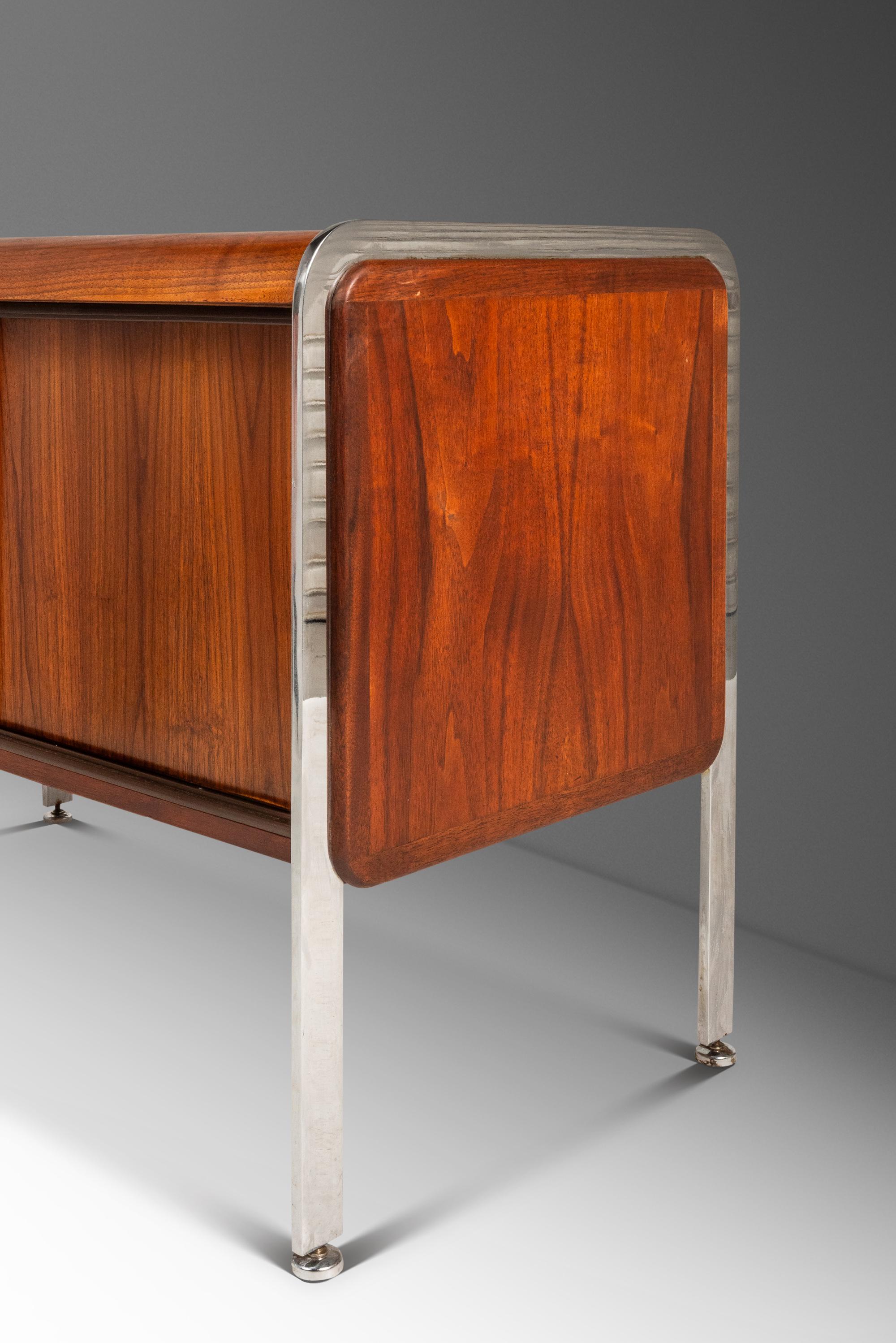 Record Cabinet in Teak w/ Chrome Legs After Ste Marie & Laurent, Canada, c. 1970 For Sale 11