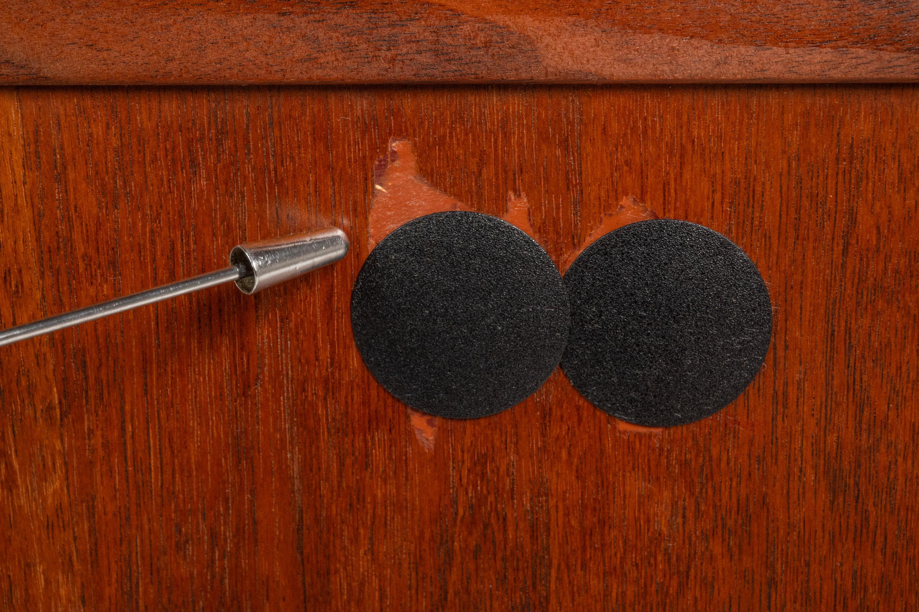 Record Cabinet in Teak w/ Chrome Legs After Ste Marie & Laurent, Canada, c. 1970 For Sale 3