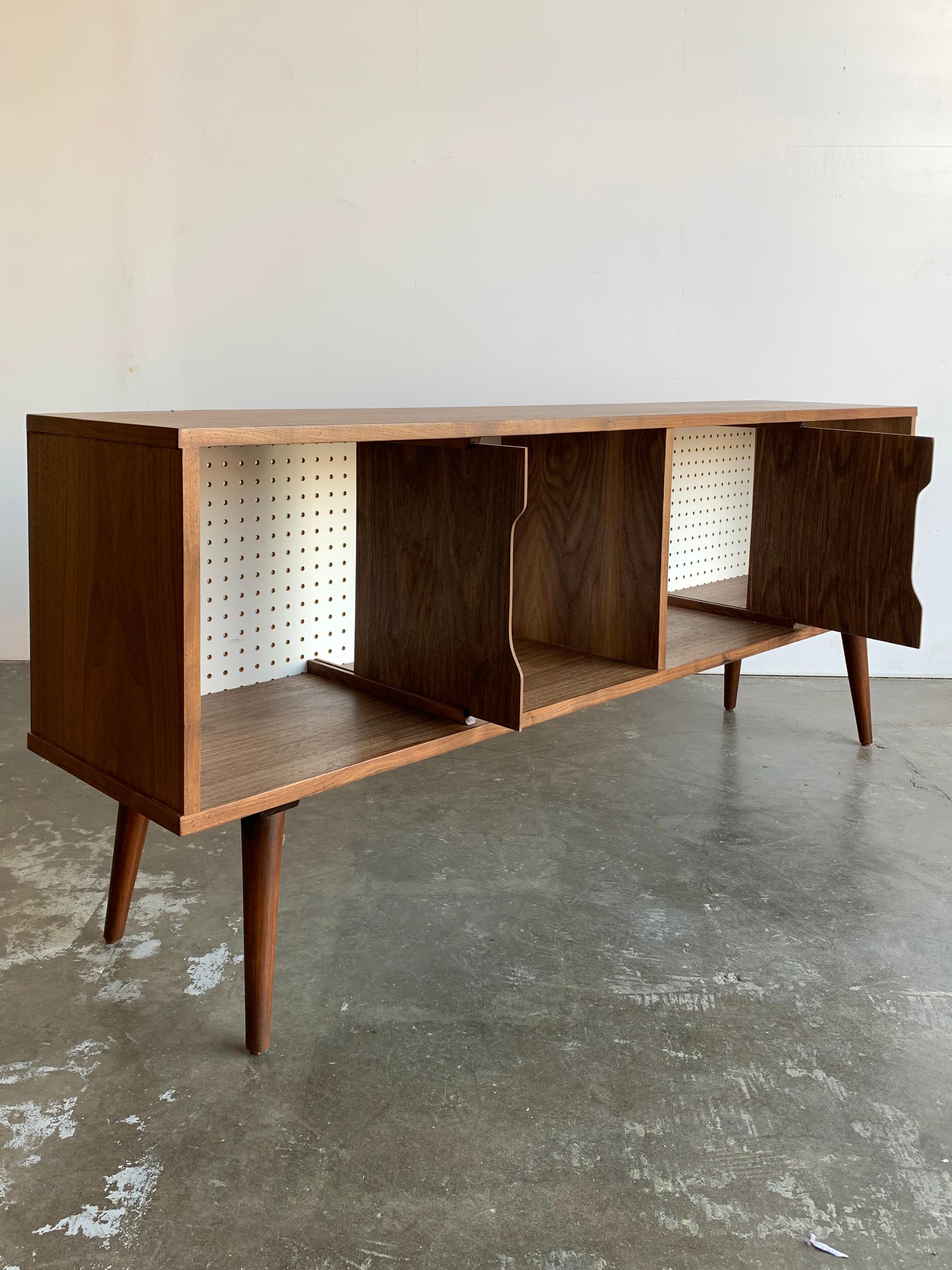 Record Holder in Walnut and Perforated White In Excellent Condition In Los Angeles, CA