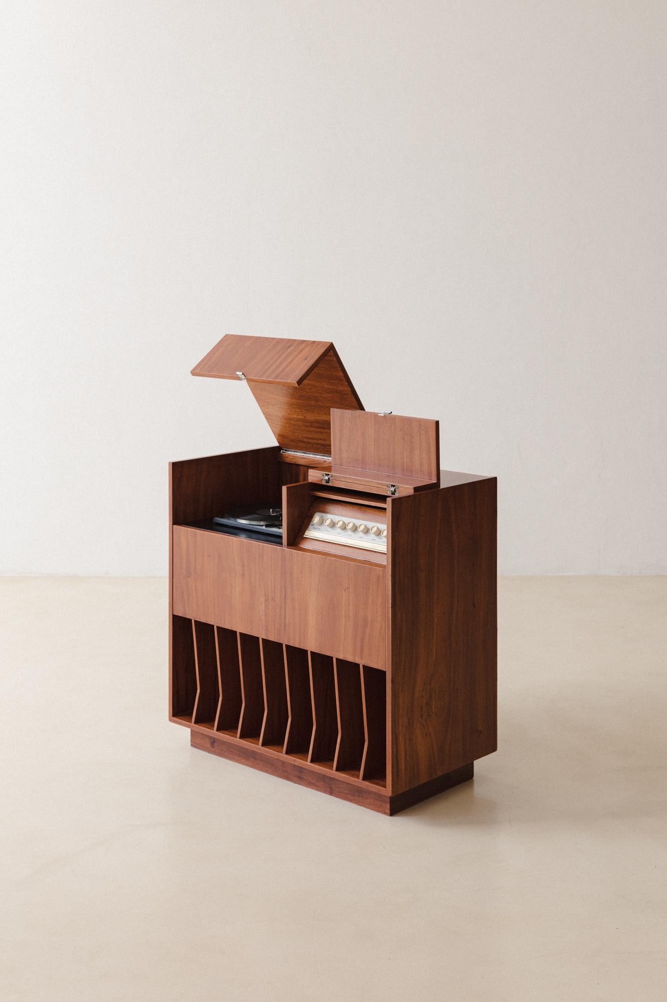 Meuble de jeu de disques de Carlo Hauner et Martin Eisler, 1955, milieu du siècle en vente 2