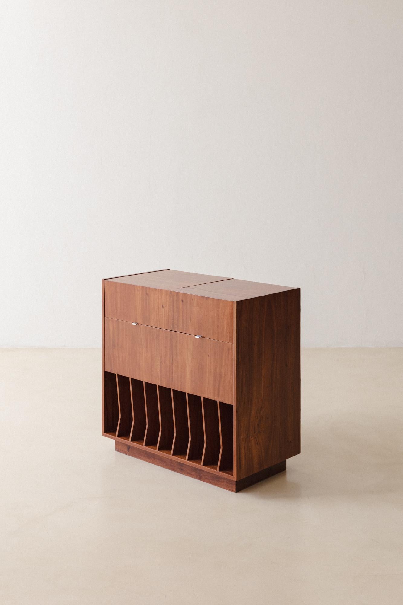Meuble de jeu de disques de Carlo Hauner et Martin Eisler, 1955, milieu du siècle en vente 3
