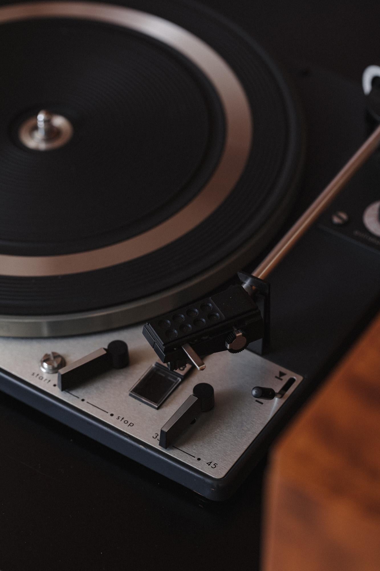 Meuble de jeu de disques de Carlo Hauner et Martin Eisler, 1955, milieu du siècle en vente 7