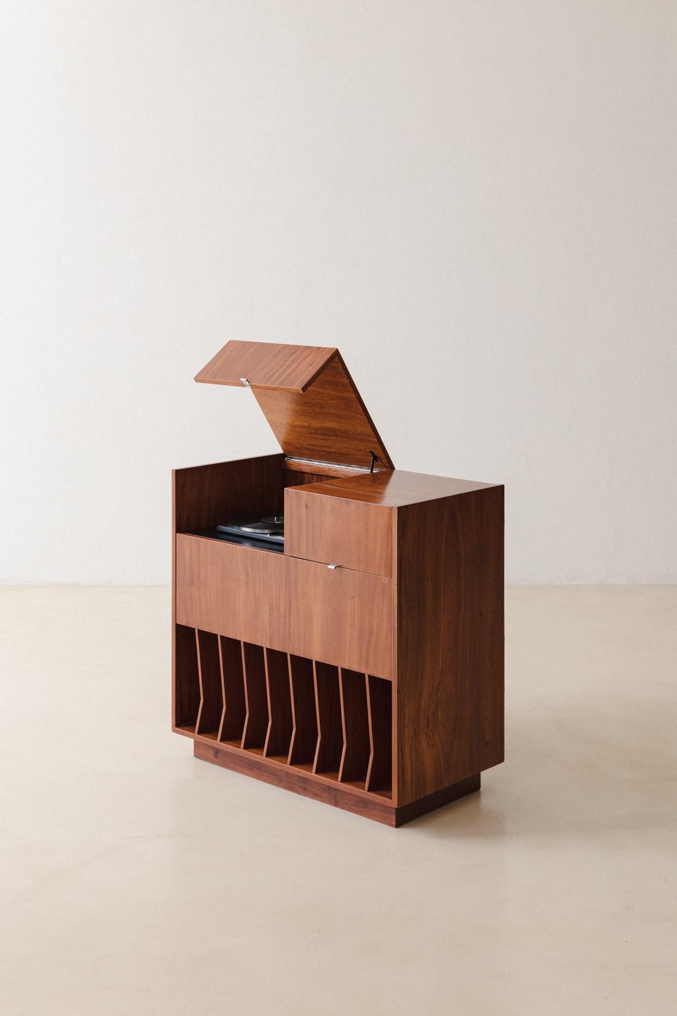 Meuble de jeu de disques de Carlo Hauner et Martin Eisler, 1955, milieu du siècle en vente 1