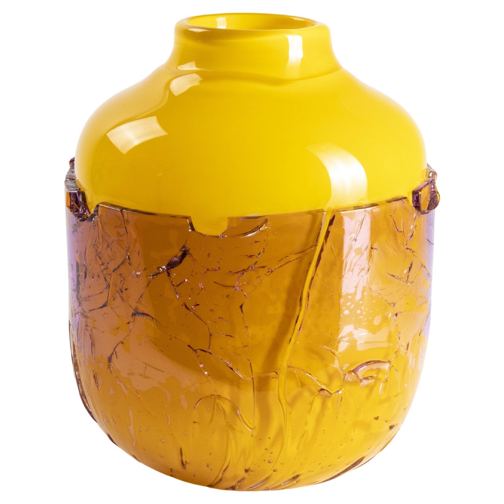 Vaso di grandi dimensioni recuperato di David David