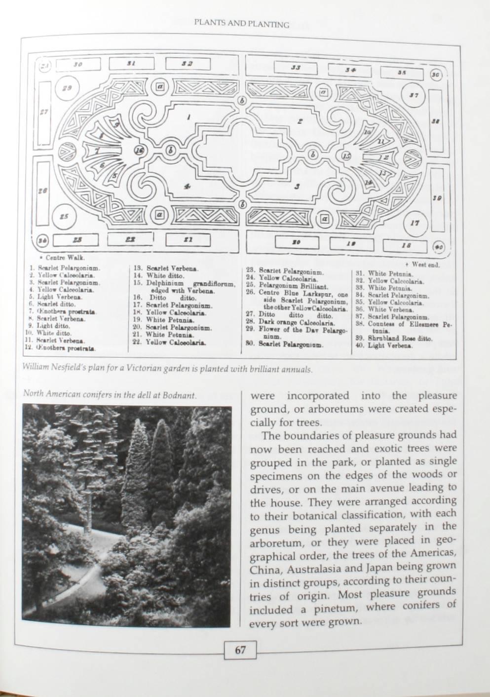 Recreating the Period Garden In Good Condition In valatie, NY