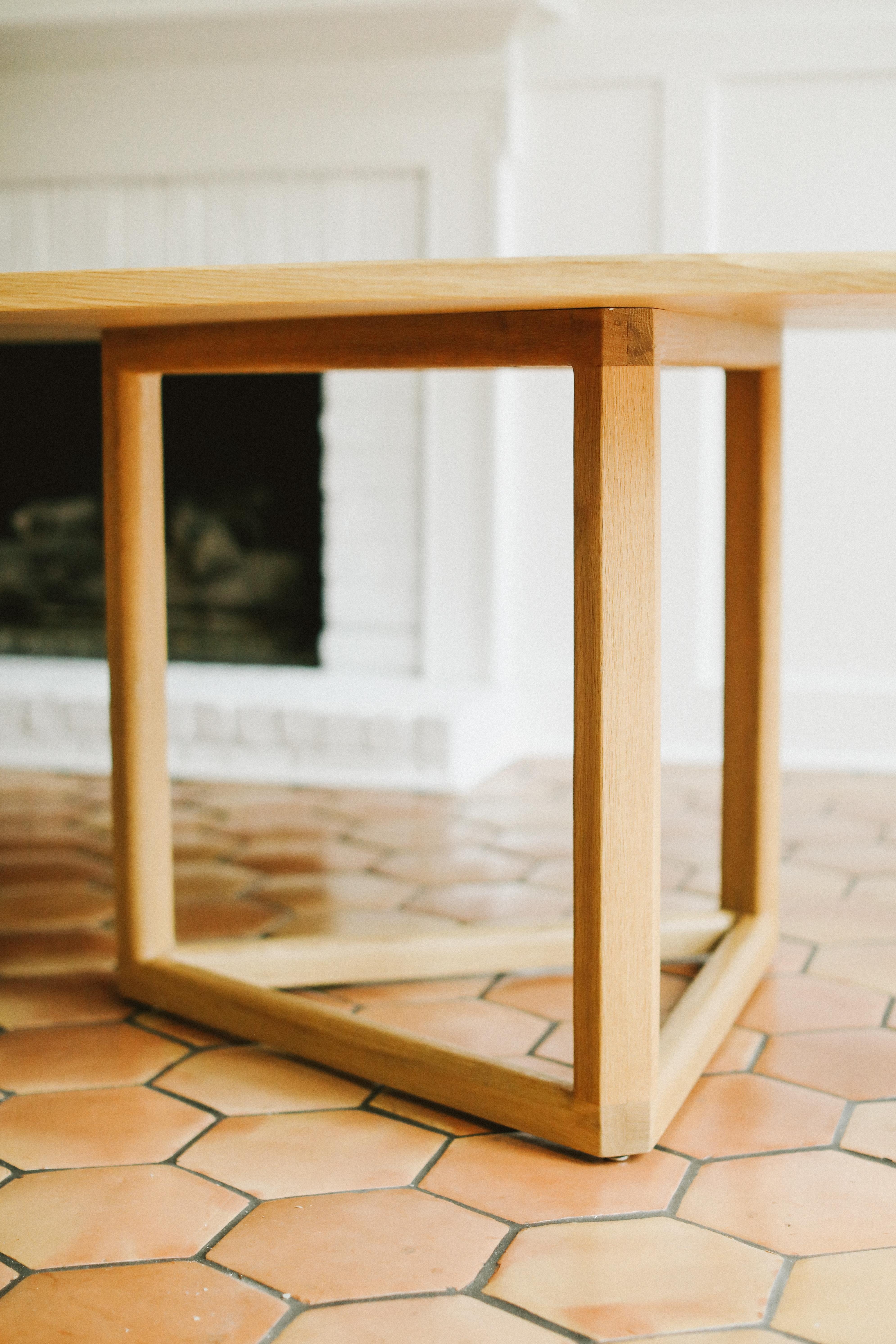 Rectangle WOLF Dining Table in White Oak In New Condition For Sale In North Hollywood, CA