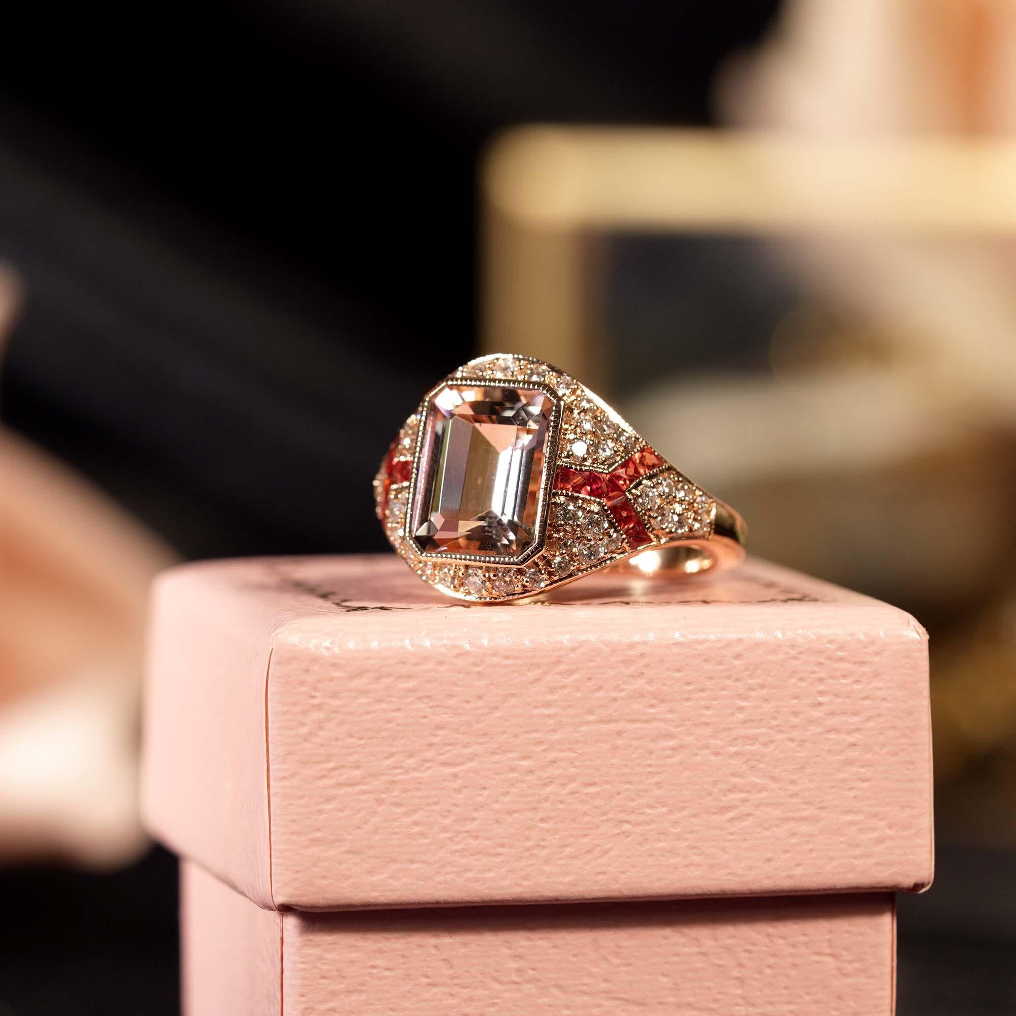 Bague rose Morgane rose à taille rectangulaire, saphir orange, diamant, style Art Déco en vente 2