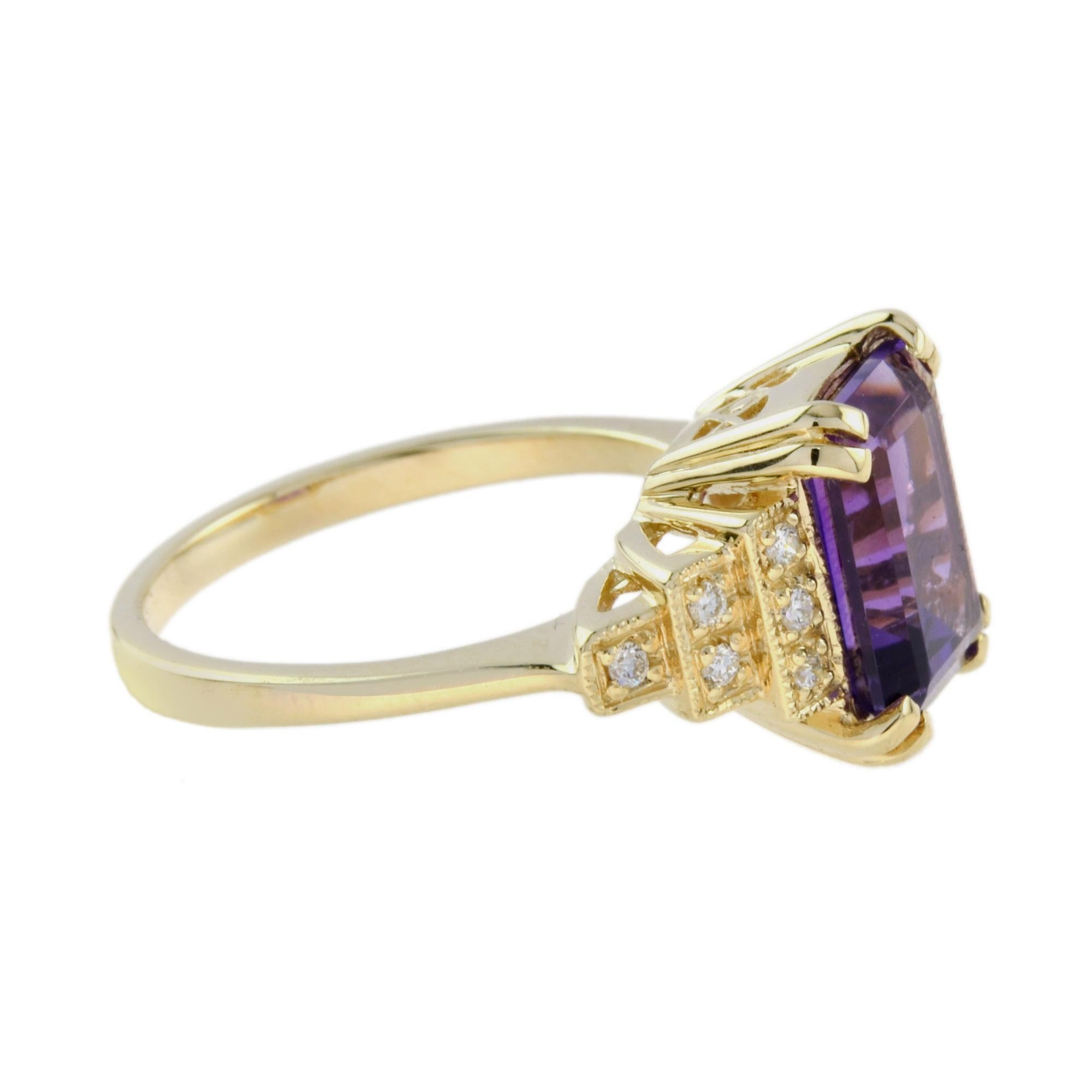 Art déco Bague rectangulaire en or jaune 14 carats, taille émeraude, améthyste violette et diamant en vente