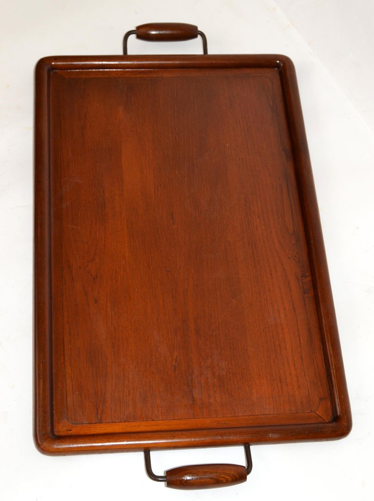 Rectangle Huge American Footed Oak Serving Tray MidCentury Modern Round Handles For Sale at 1stDibs