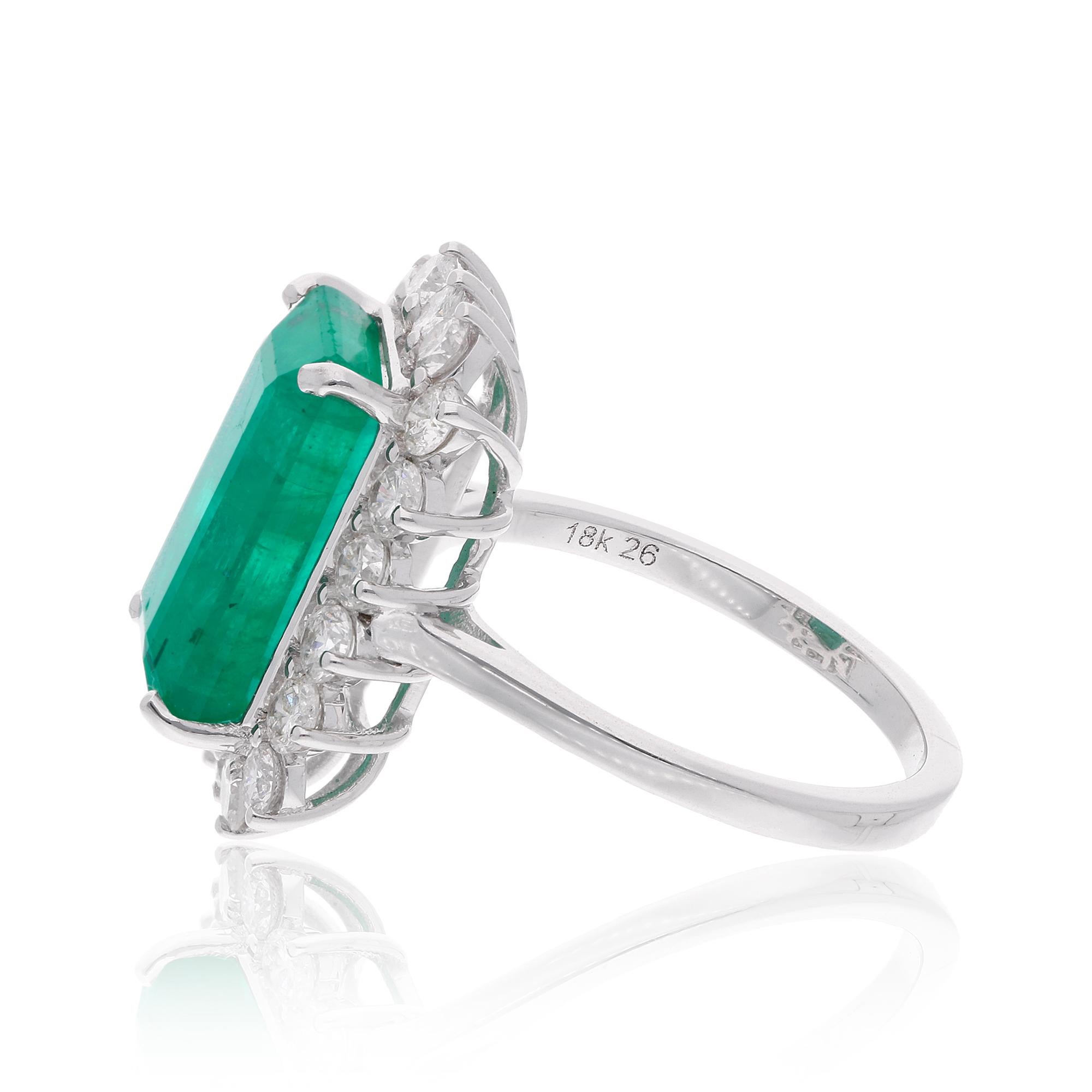 For Sale:  Rectangle Octagon Emerald Gemstone Cocktail Ring Diamond 18 Karat White Gold 2