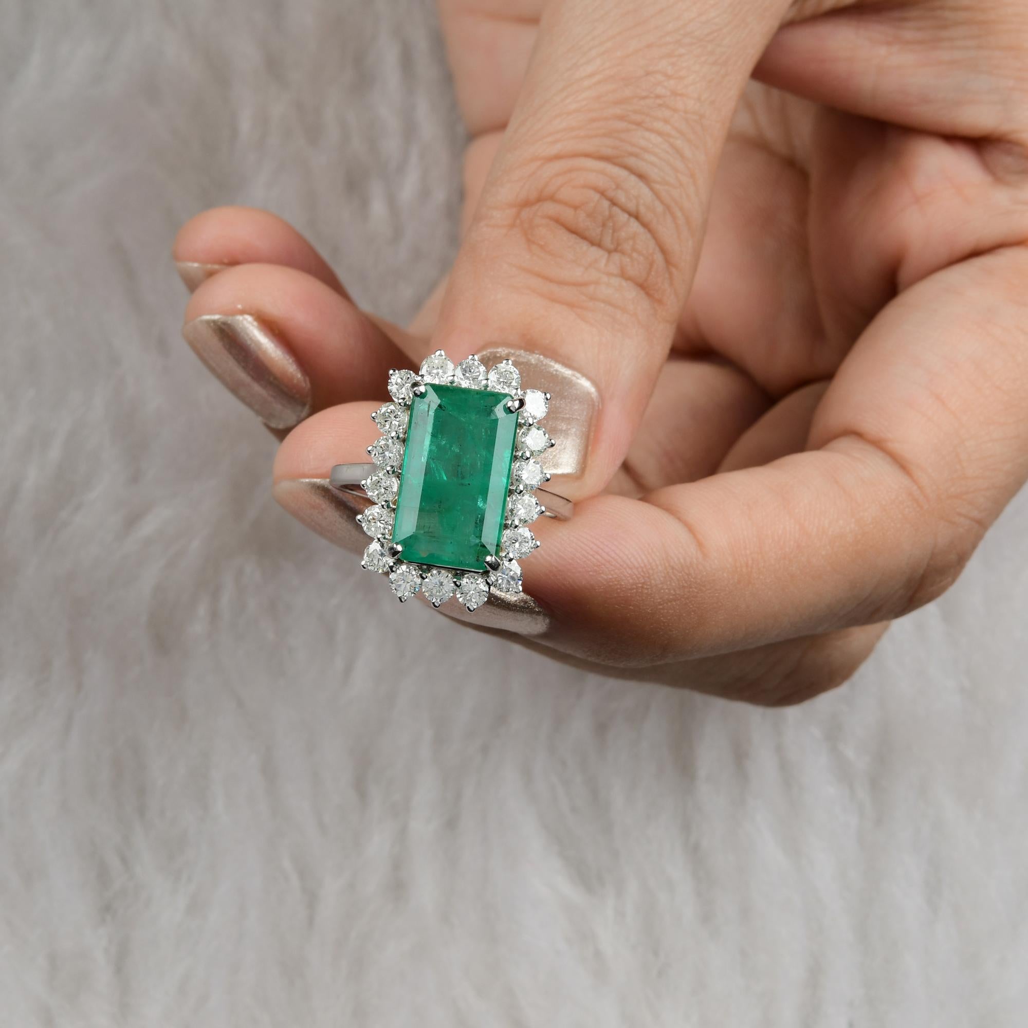 For Sale:  Rectangle Octagon Emerald Gemstone Cocktail Ring Diamond 18 Karat White Gold 6