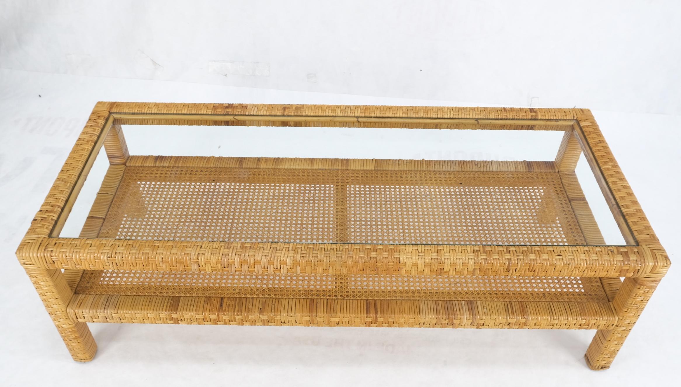 Rectangle Rattan Cane Shelf Glass Top Mid-Century Modern Coffee Table Mint! For Sale 4
