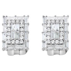 Boucles d'oreilles grappe de diamants ronds et baguettes 2.92cttw or blanc 18k