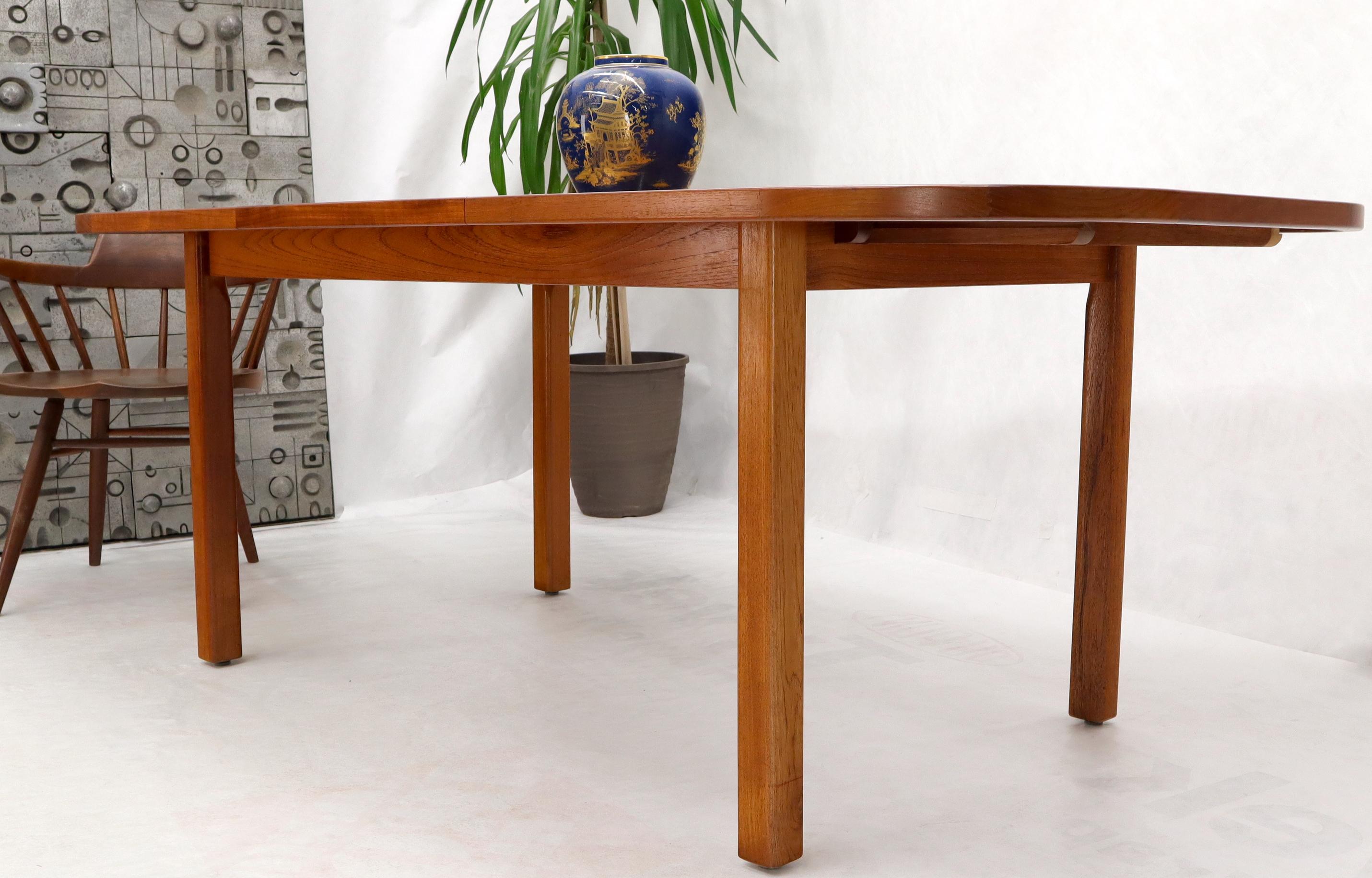 Rectangle Round Corners Teak Midcentury Danish Modern Dining Table Pop Up Leaf For Sale 7