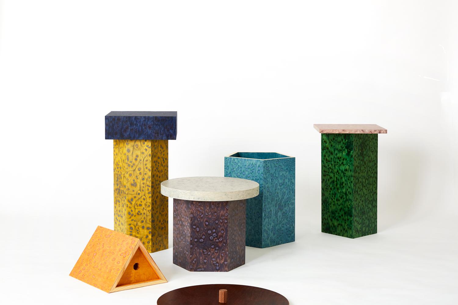 Table d'appoint rectangulaire à base septagonale en osis slim de Llot Llov en vente 1
