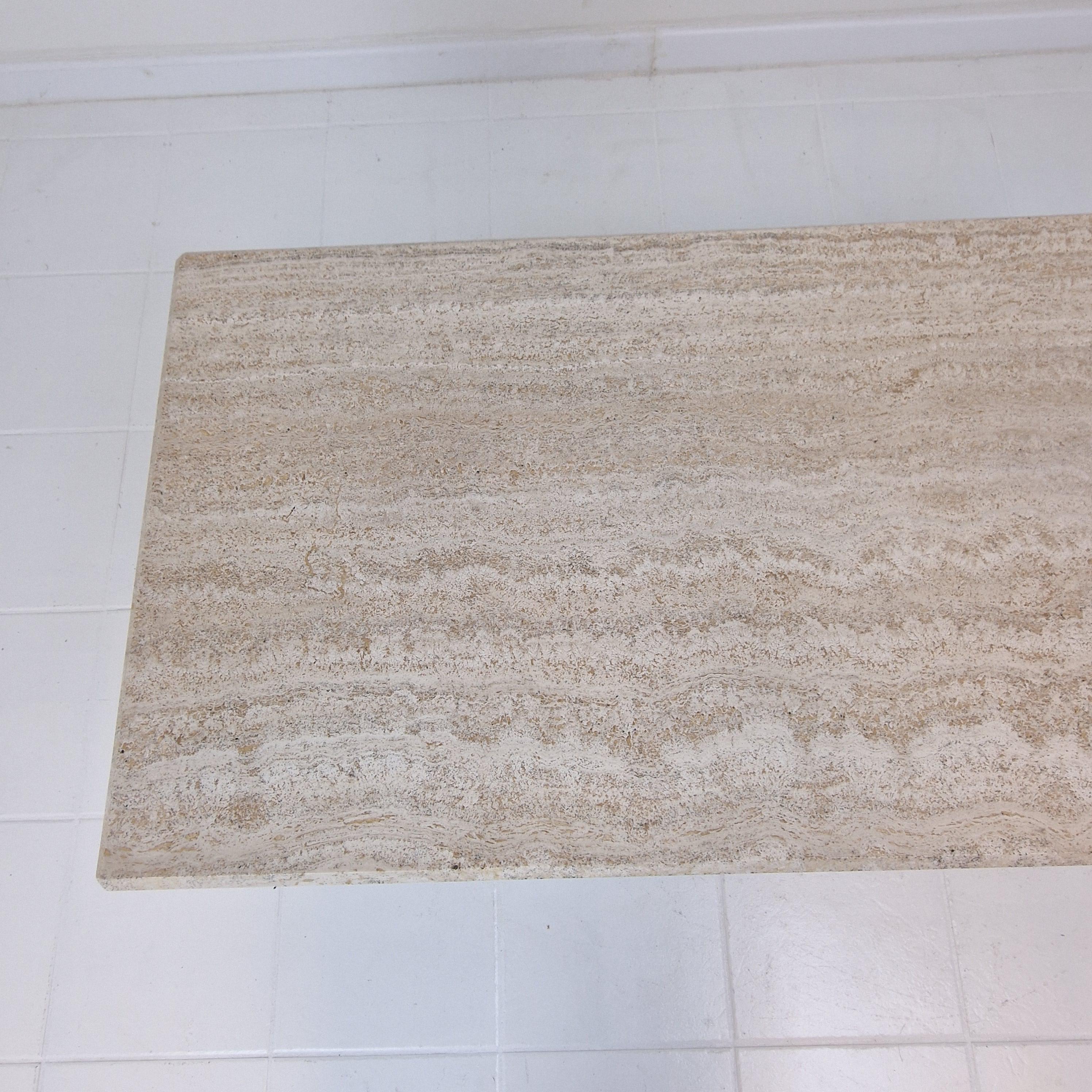 Table basse ou d'appoint rectangulaire en travertin, Italie années 1980 en vente 3