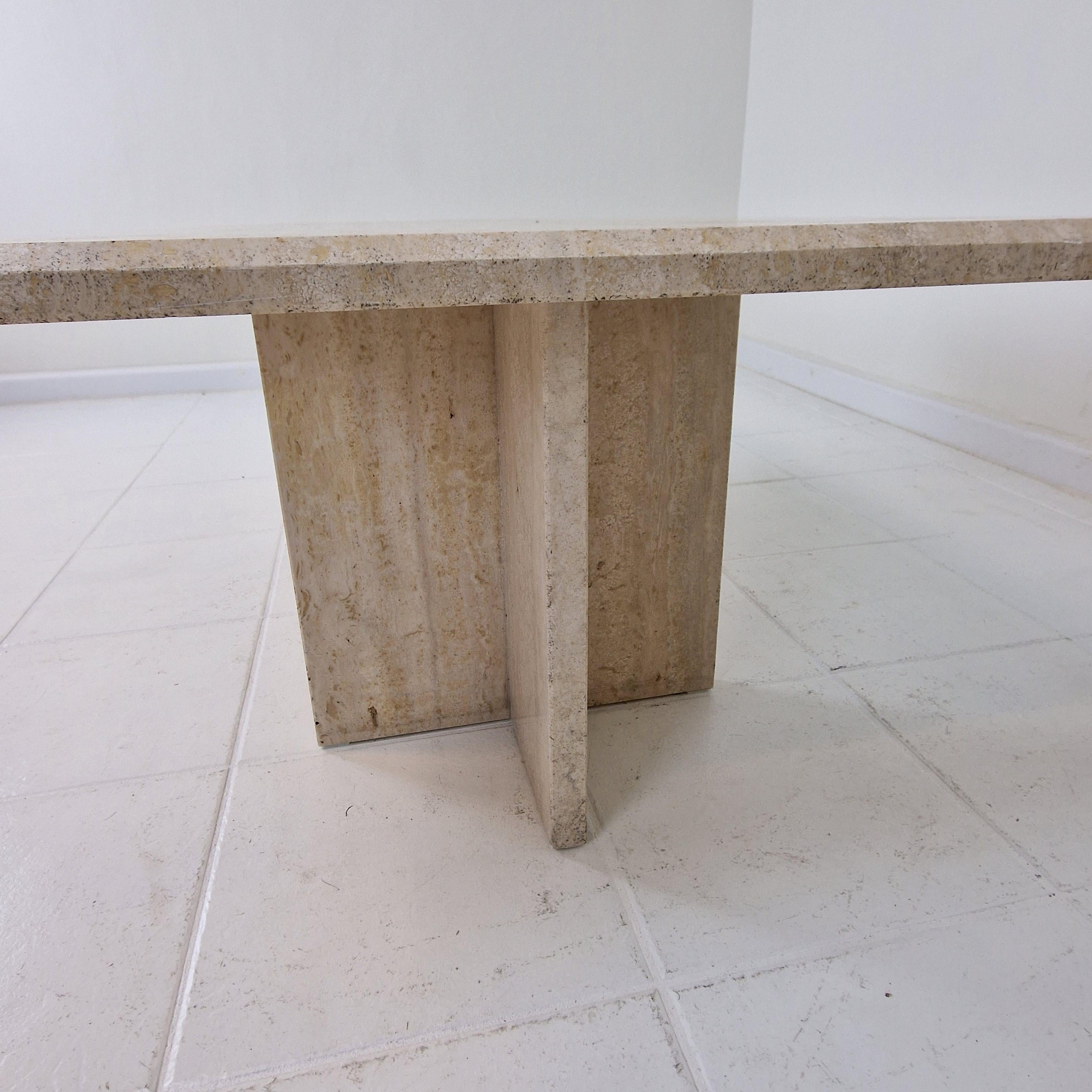 Table basse ou d'appoint rectangulaire en travertin, Italie années 1980 en vente 8