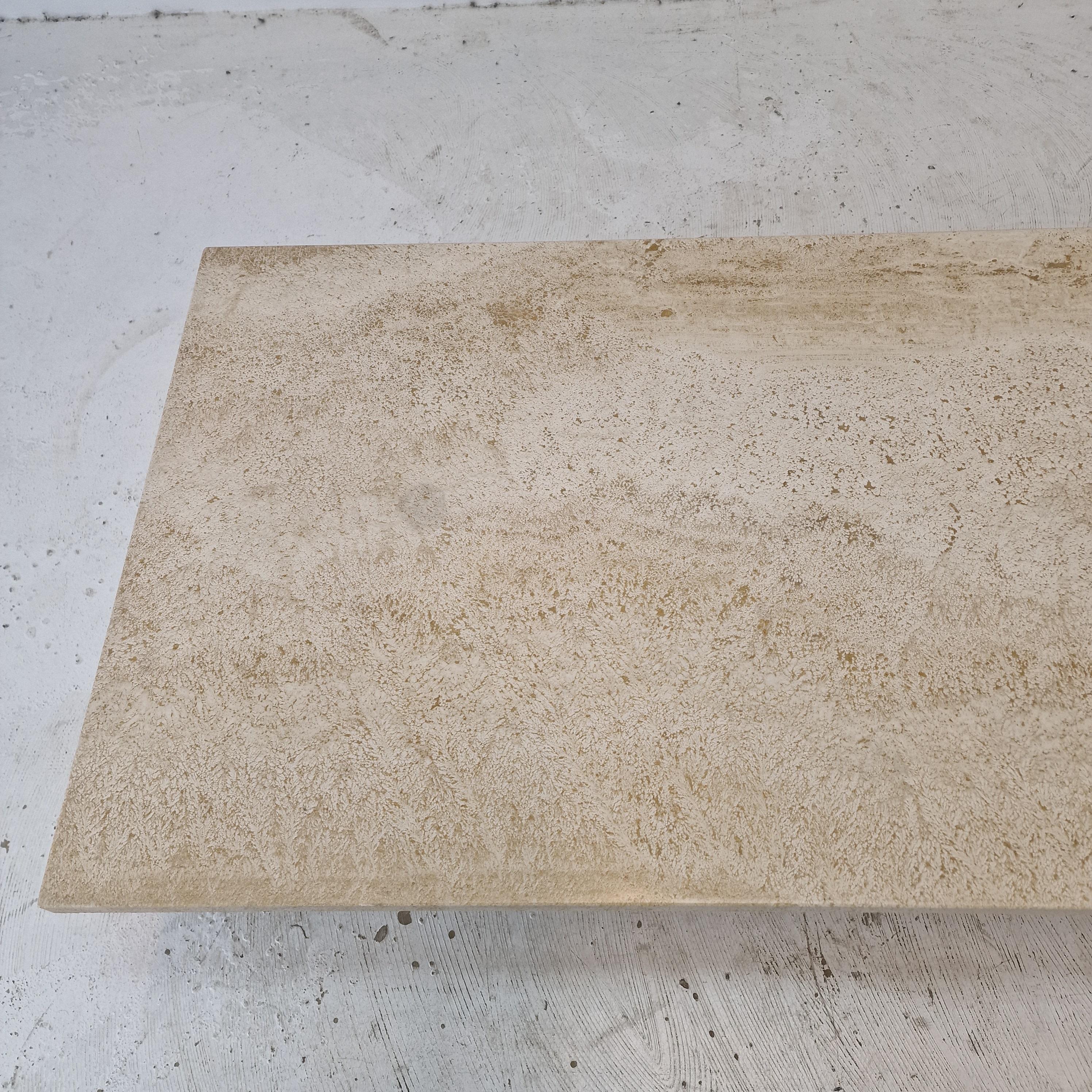 Table basse ou d'appoint rectangulaire en travertin avec laiton, Italie années 1980 en vente 5