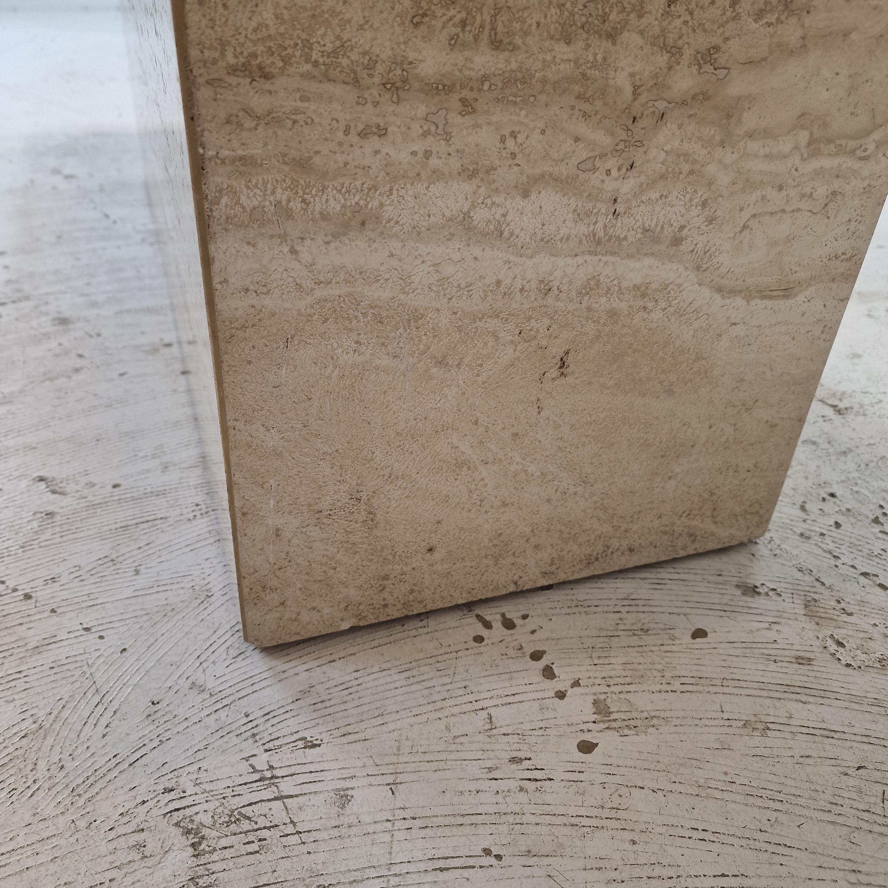 Table basse ou d'appoint rectangulaire en travertin avec laiton, Italie années 1980 en vente 10