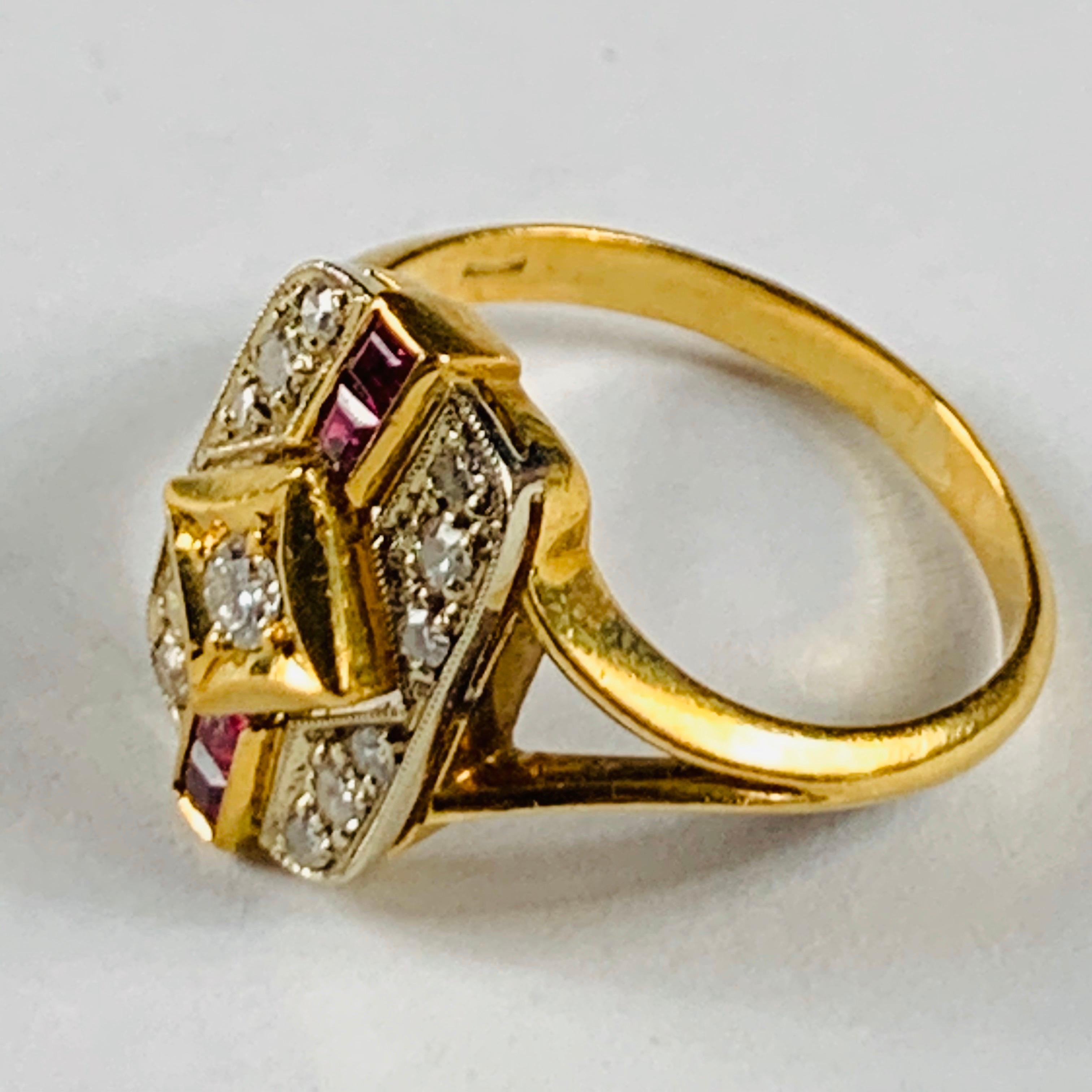 Rectangular 18 Carat Yellow Gold Art Deco Style Ruby and Diamond Ring In Excellent Condition For Sale In  London, GB