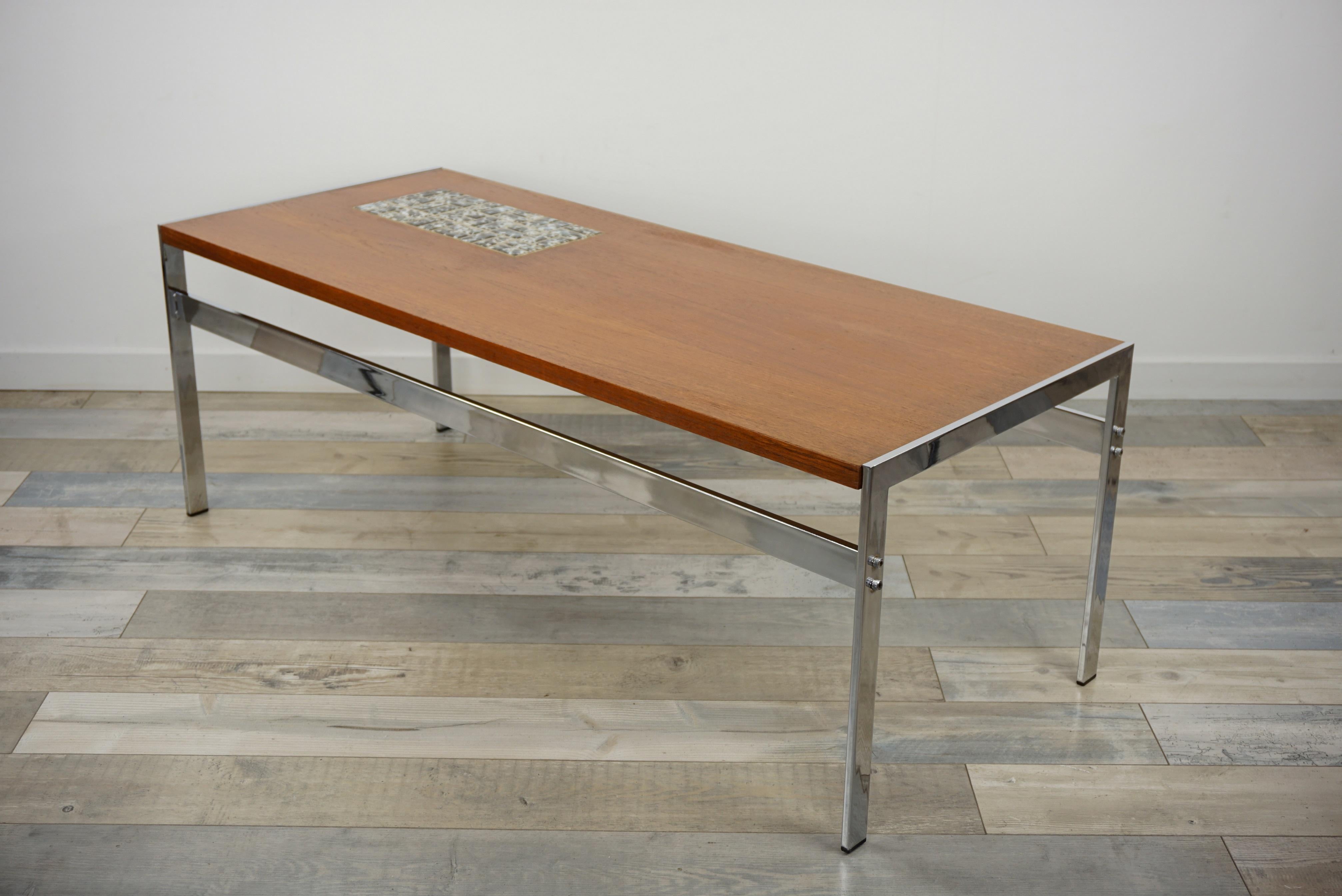 Rectangular 1960s Design Chrome Metal And Teak Wooden Coffee Table  For Sale 4