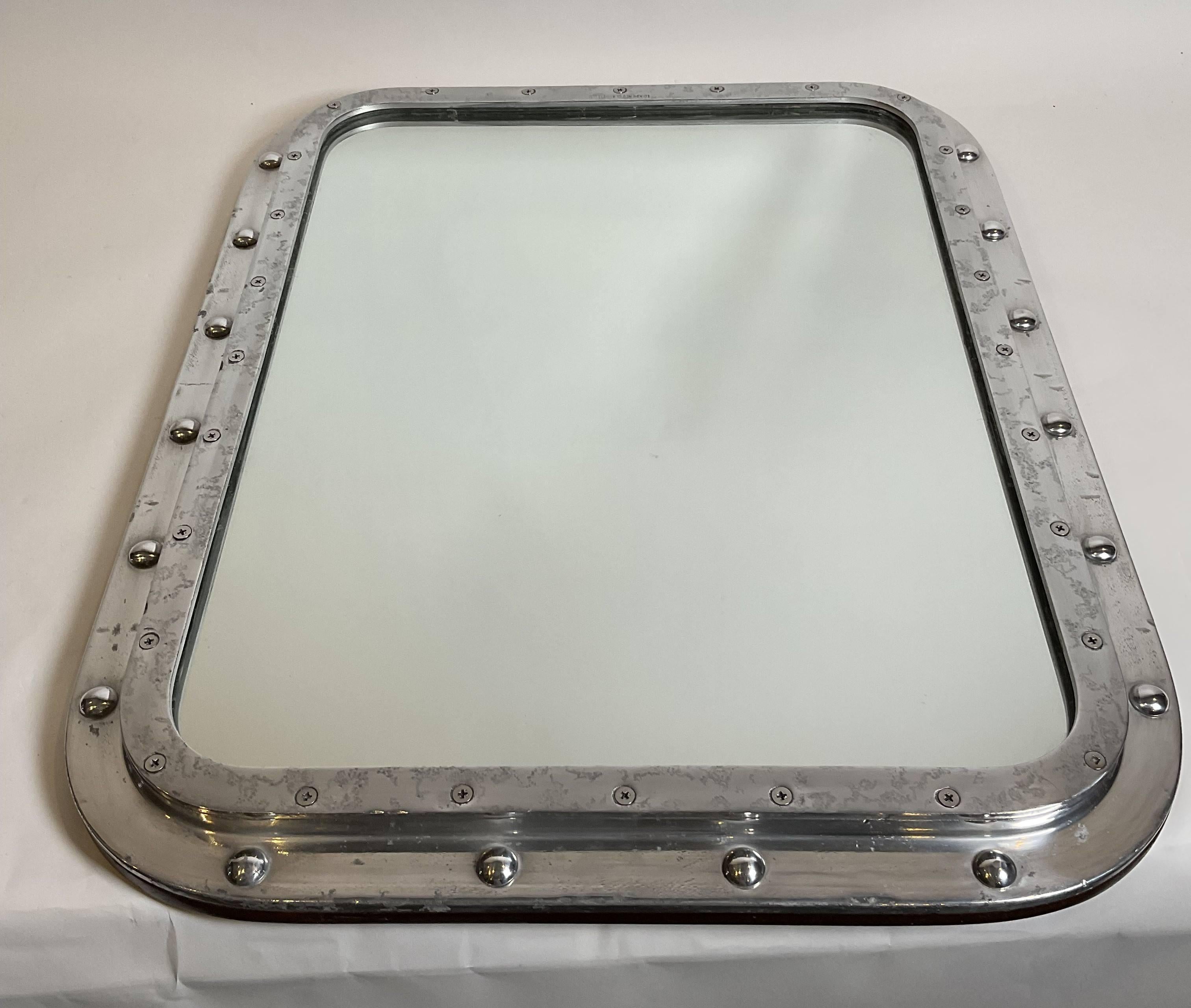 Milieu du XXe siècle Porthole rectangulaire en aluminium en vente