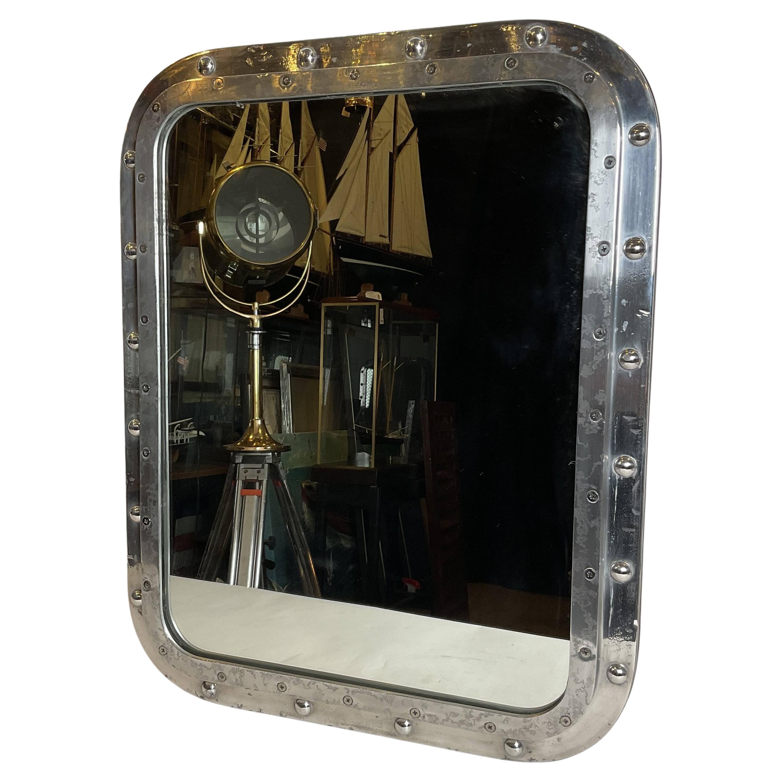 Porthole rectangulaire en aluminium
