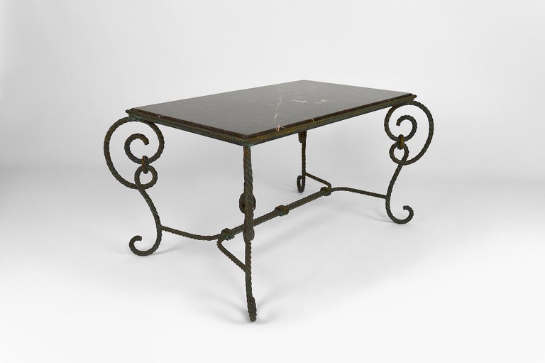 Rectangular Art Deco Coffee Table in Wrought Iron and Black Marble, France, 1940 In Good Condition For Sale In VÉZELAY, FR