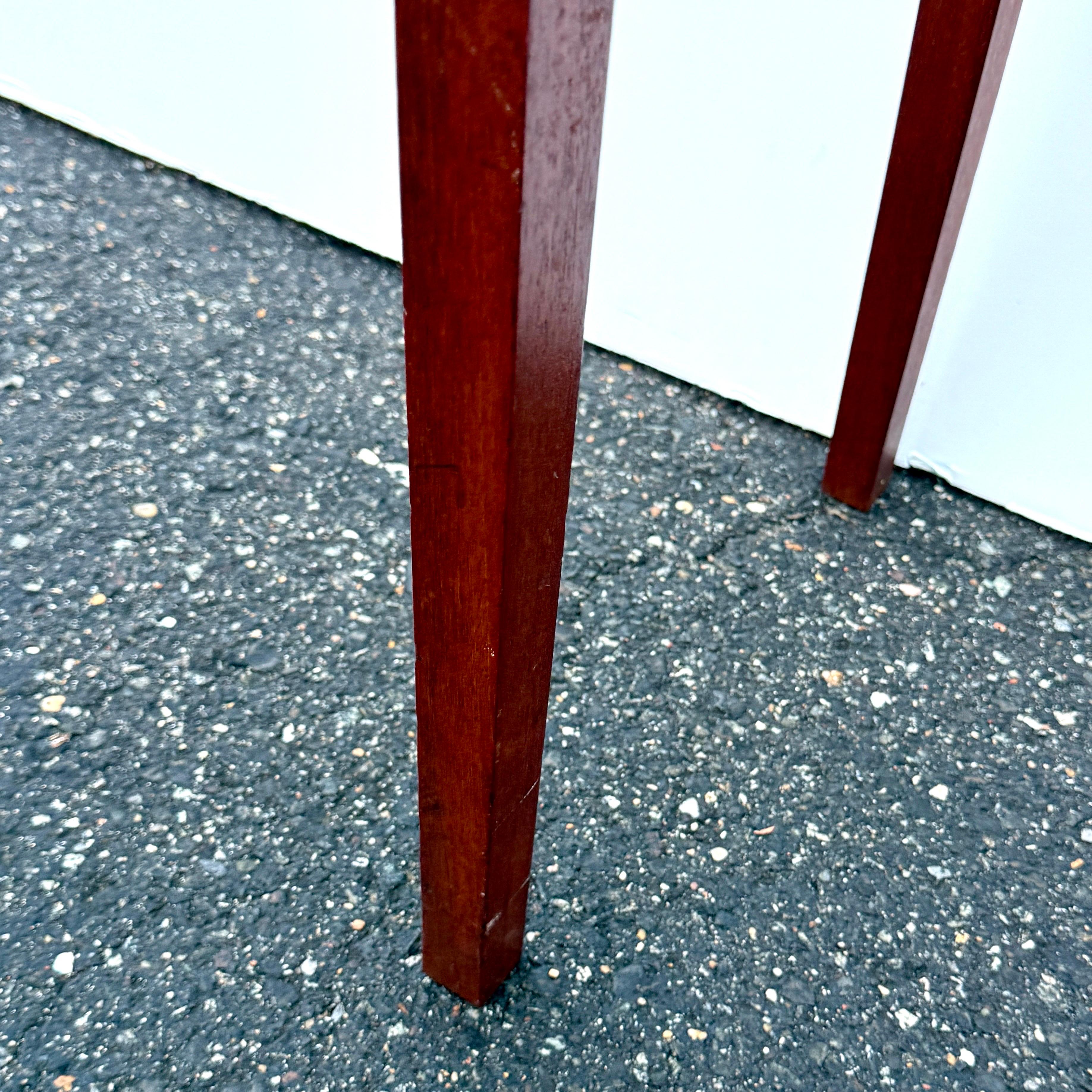 Table d'appoint rectangulaire Biedermeyer Game Chess avec tiroir en vente 10