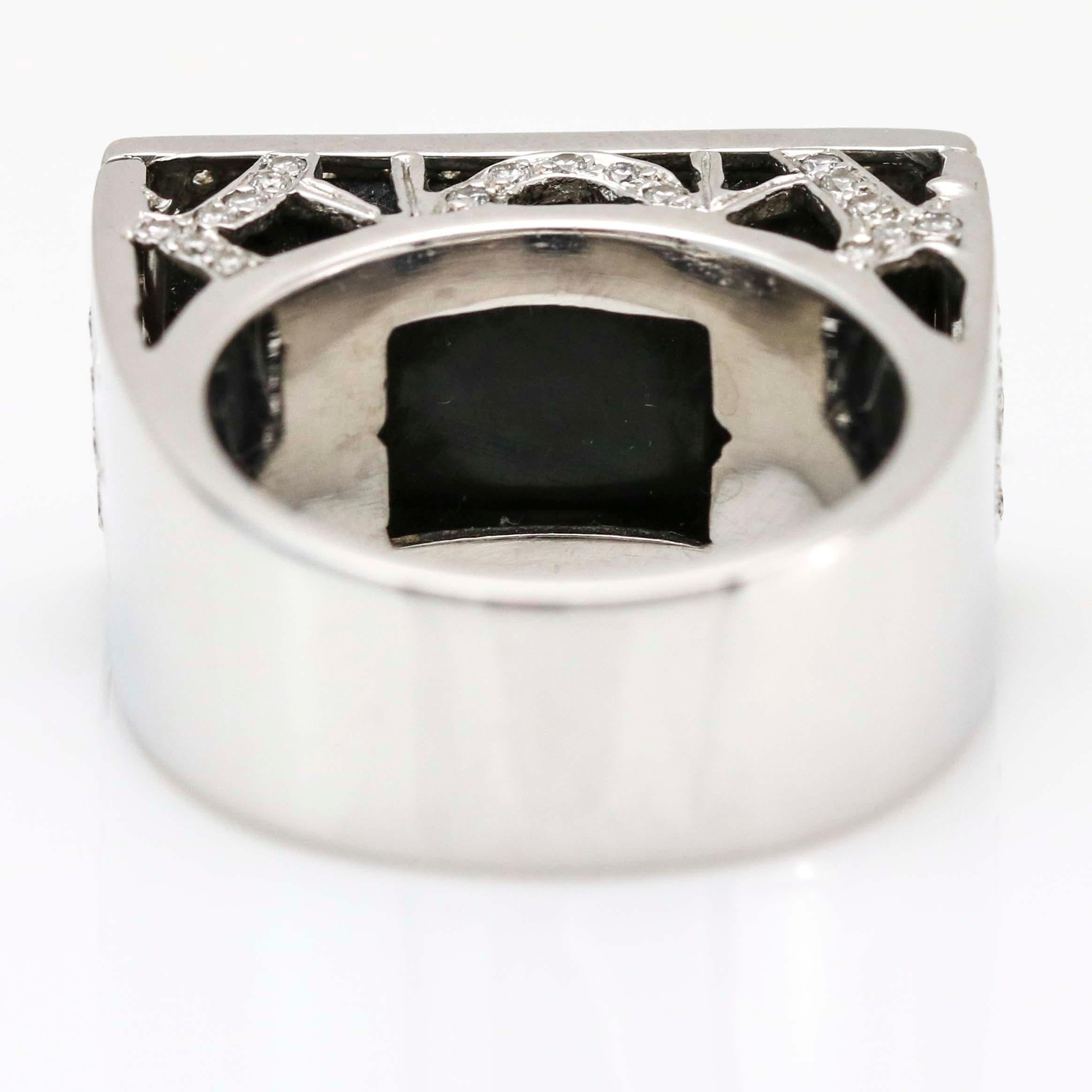 Rectangular Black Onyx 18 Karat White Gold Ring with Diamonds In Good Condition For Sale In Fort Lauderdale, FL