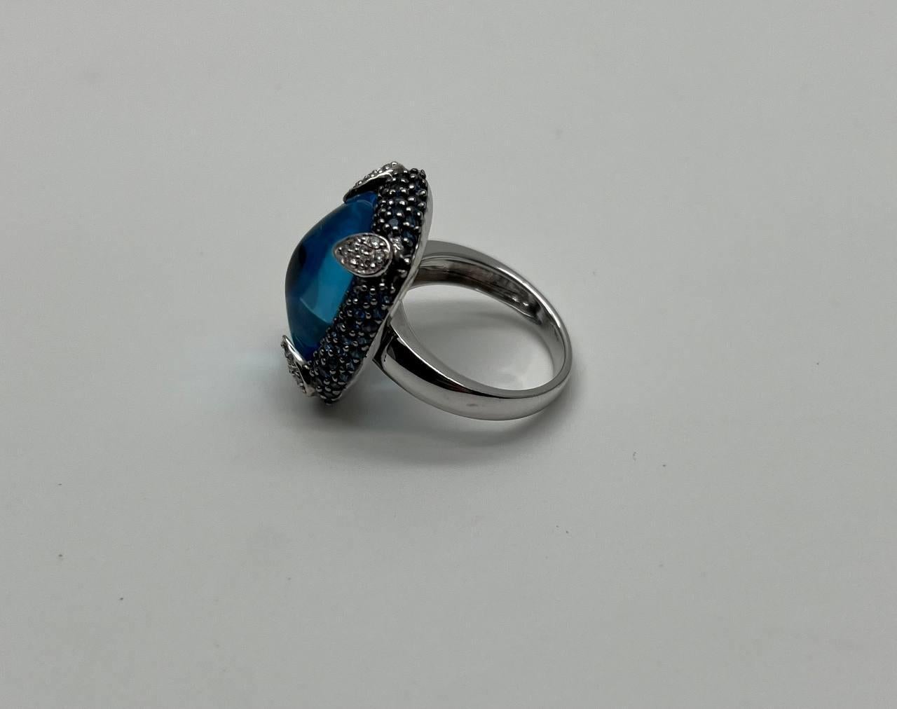 Rectangular Blue Topaz Sugarloaf Cabochon Diamond Blue Sapphire White Gold Ring For Sale 5