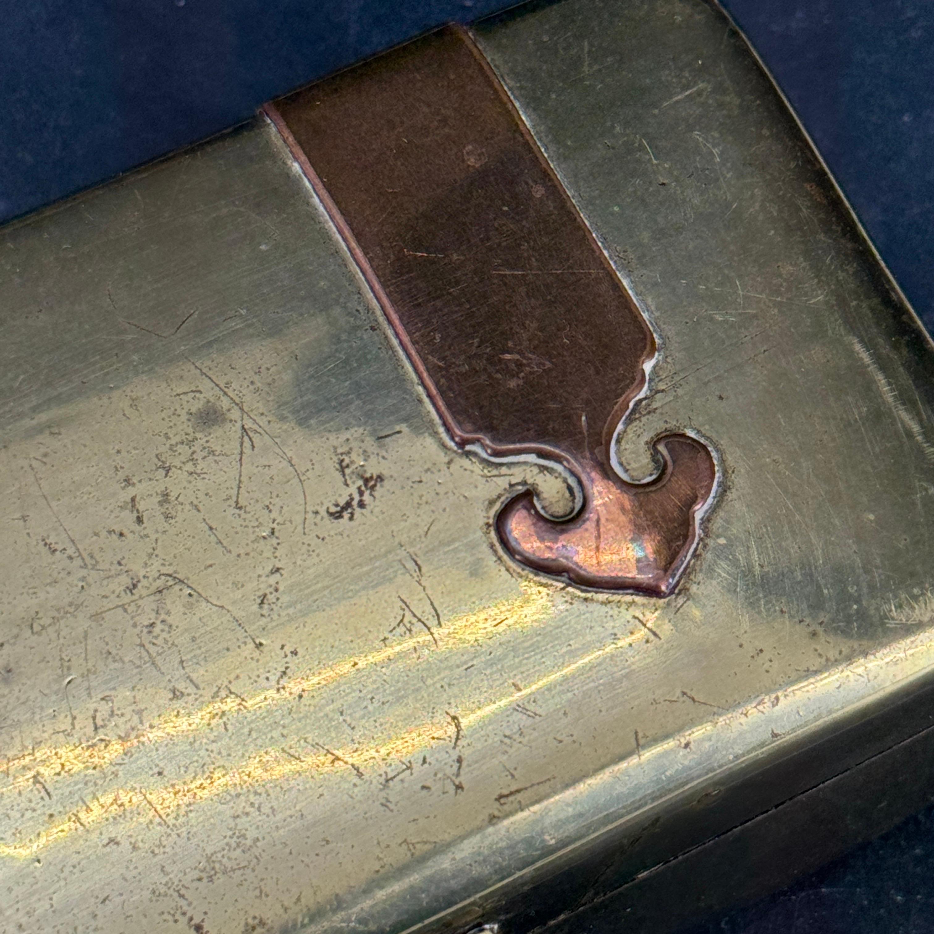 Boîte à bijoux rectangulaire en laiton et bois de bronze, années 1950 en vente 4