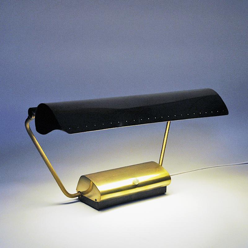 Rectangular Brass Desk Lamp Mod Ds115 by Philips AS, Norway, 1950s In Good Condition In Stockholm, SE