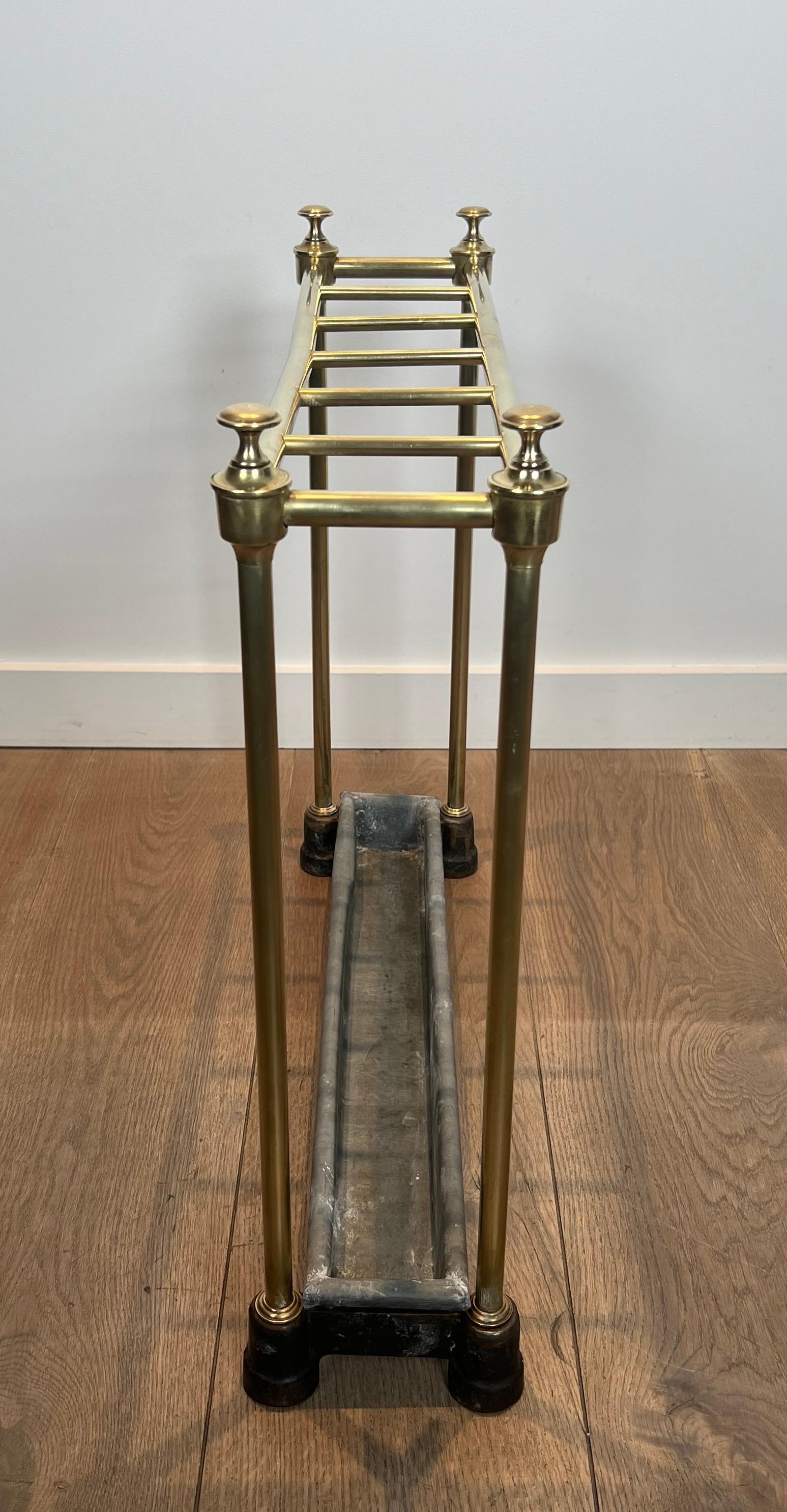 Moulage Stand parapluie rectangulaire en laiton en vente