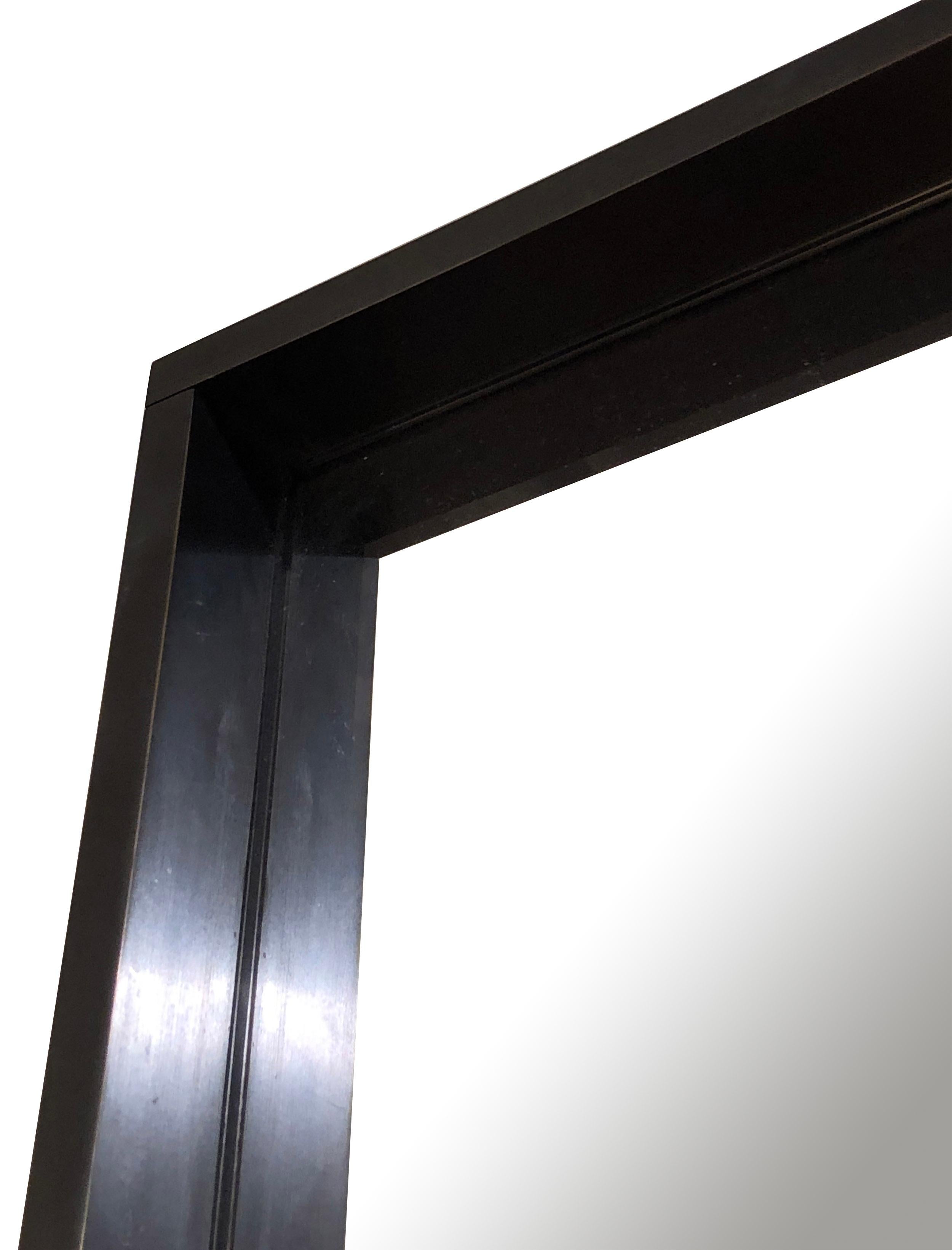 Minimalismo Specchio rettangolare in bronzo in vendita