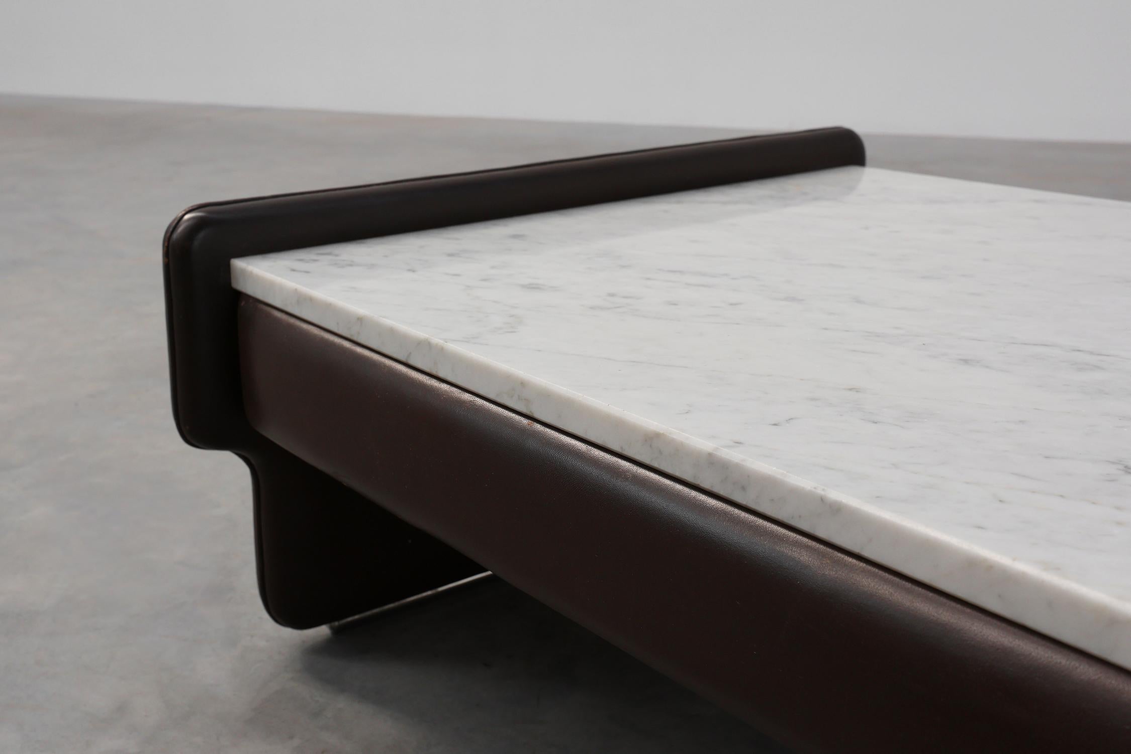 Belgian Rectangular Brown leather and Carrara marble coffee table, ca. 1960 For Sale