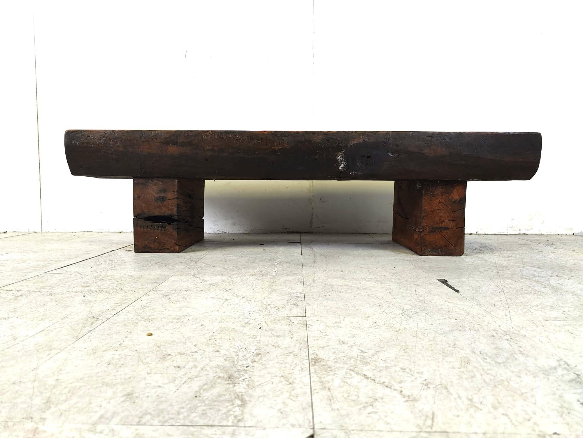 Rectangular brutalist coffee table, 1950s In Good Condition For Sale In HEVERLEE, BE