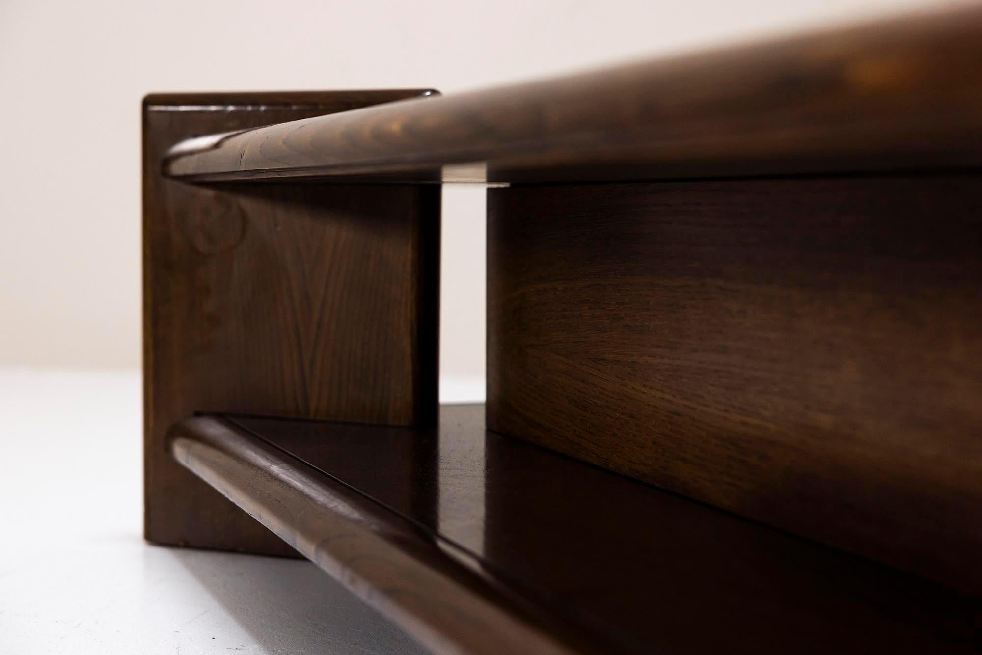 Rechteckiger Couchtisch im brutalistischen Stil aus Eschenholz, Italien 1970er Jahre im Angebot 4