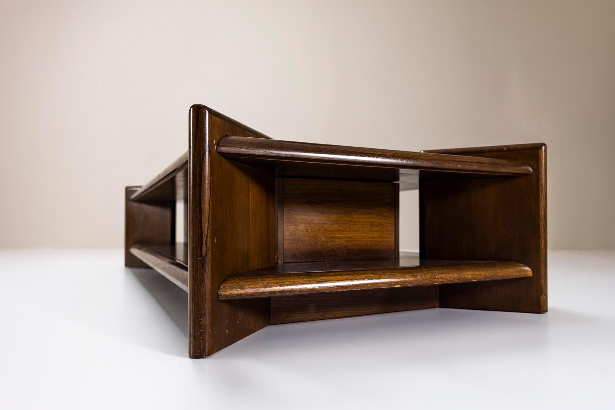 Rechteckiger Couchtisch im brutalistischen Stil aus Eschenholz, Italien 1970er Jahre im Angebot 6