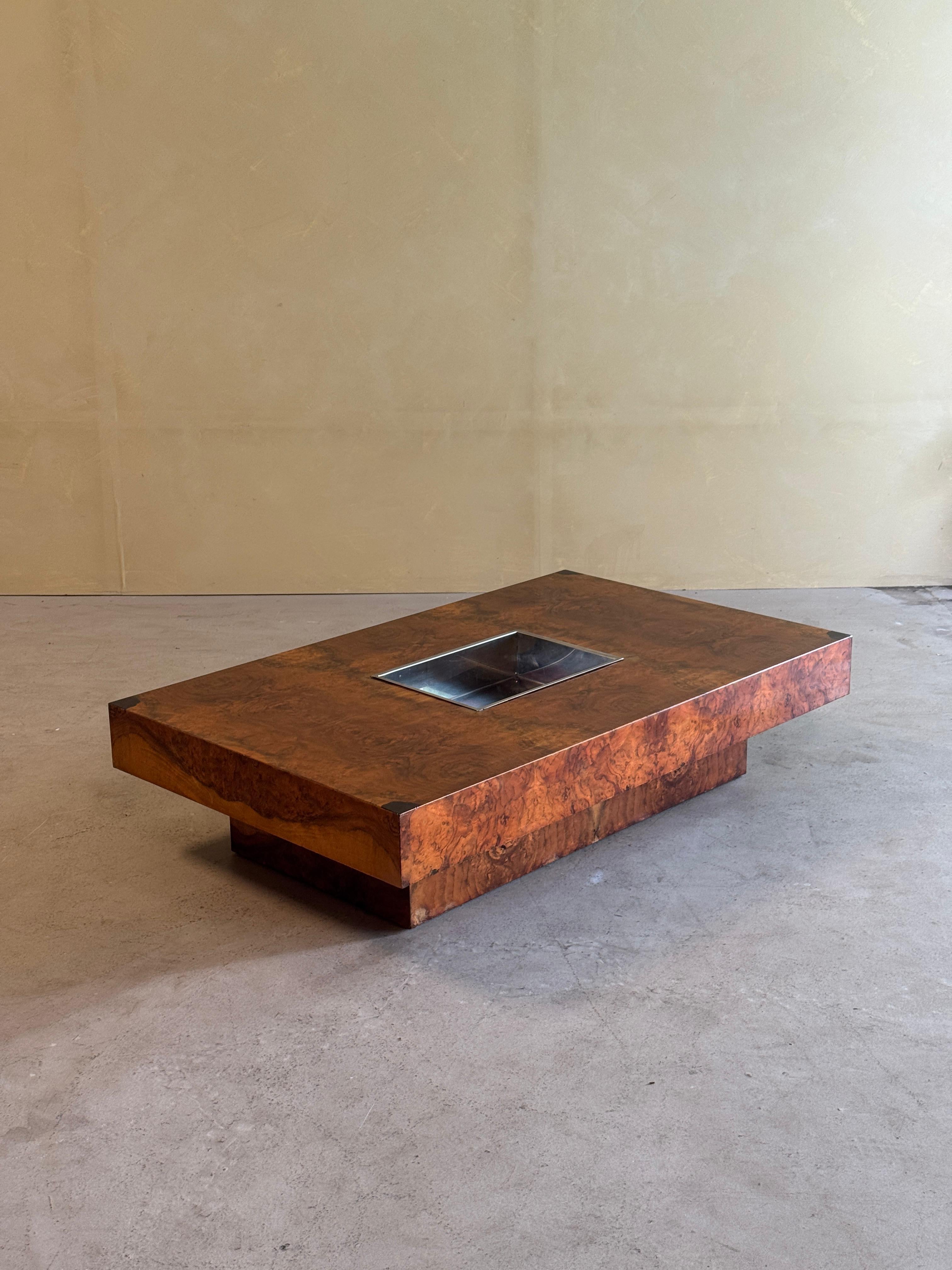 Late 20th Century Rectangular Burlwood Coffeetable For Sale